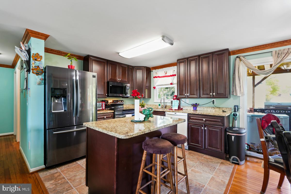 AMBER MEADOWS - Residential