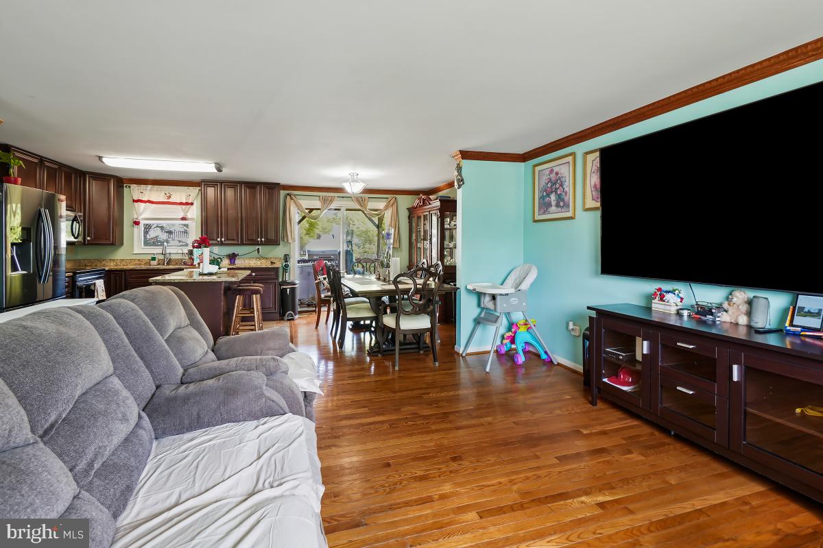 AMBER MEADOWS - Residential