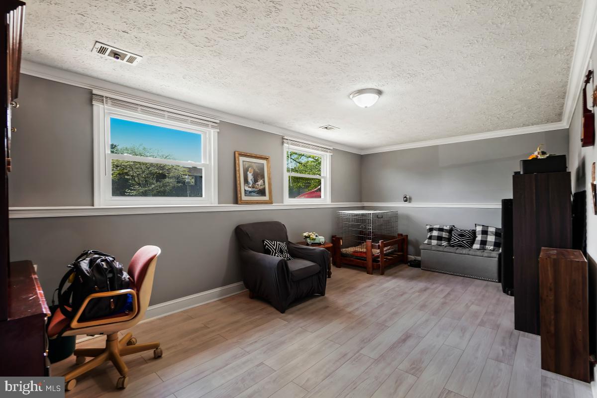 AMBER MEADOWS - Residential