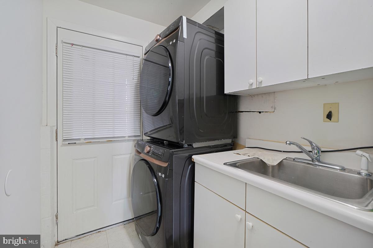 AMBER MEADOWS - Residential