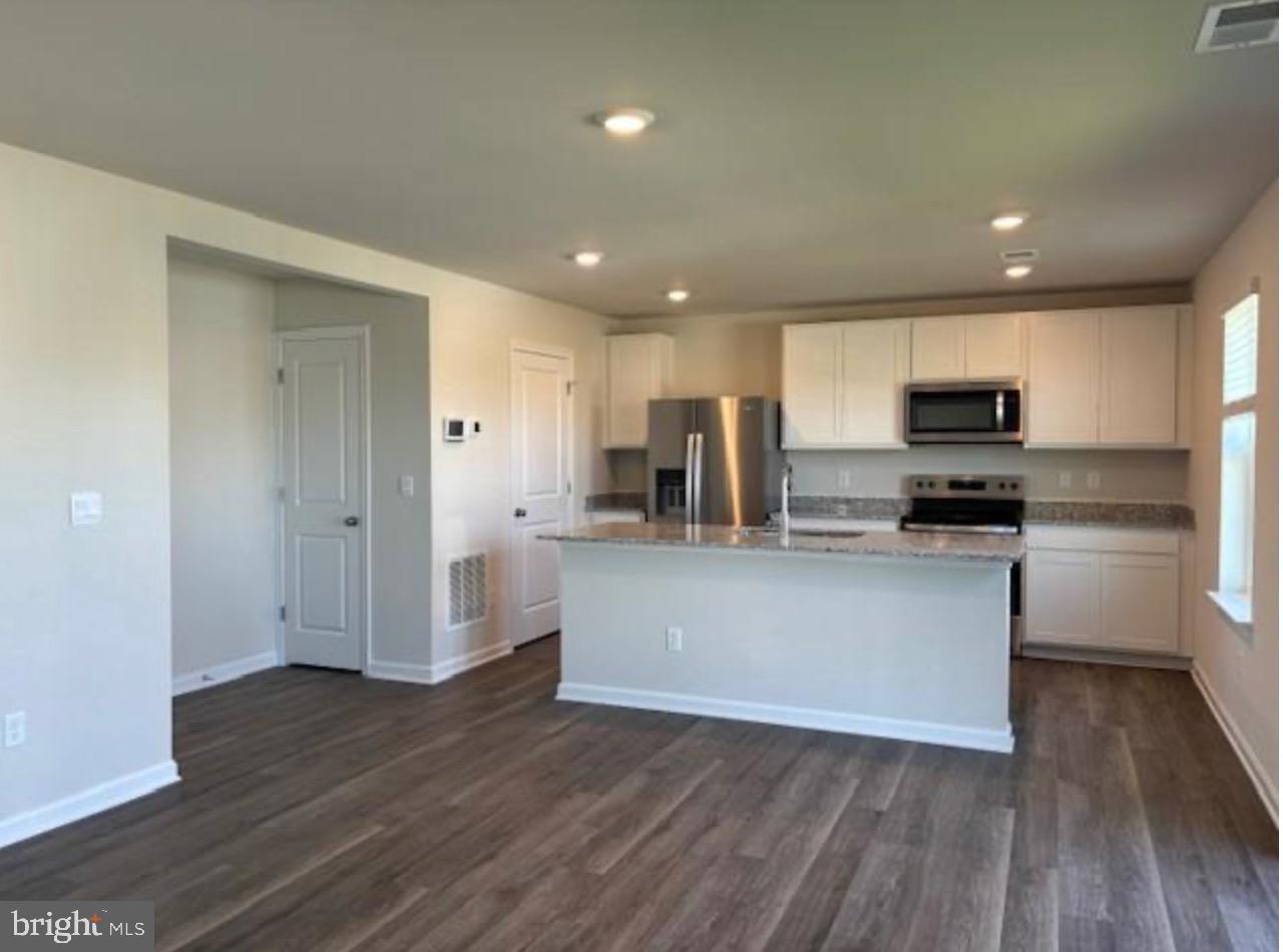 VALLEY VIEW - Residential Lease