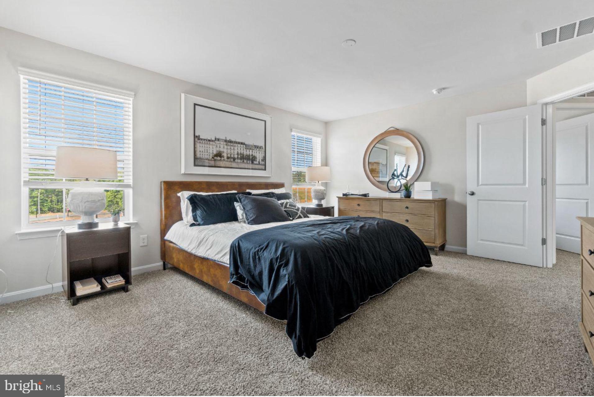 VALLEY VIEW - Residential Lease