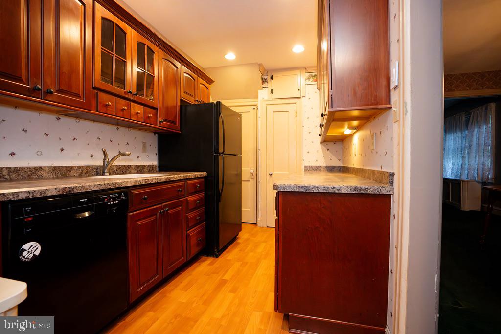 ELKINS PARK - Residential