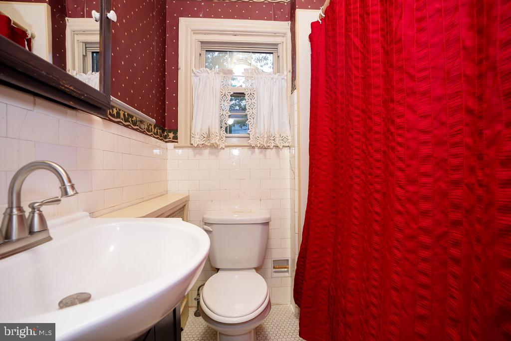 ELKINS PARK - Residential