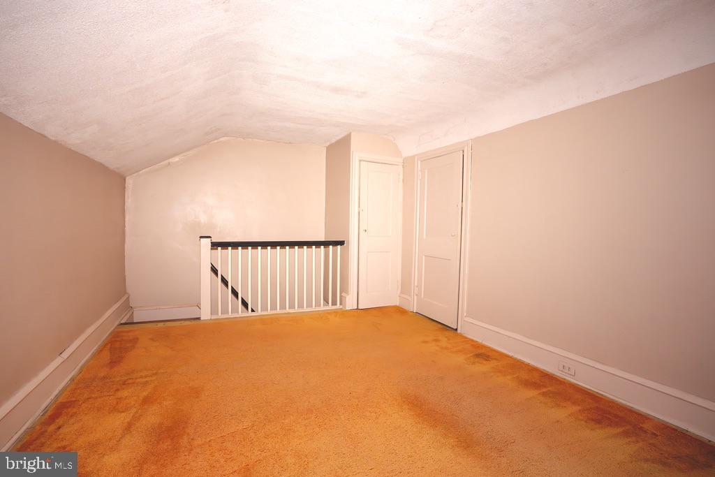 ELKINS PARK - Residential
