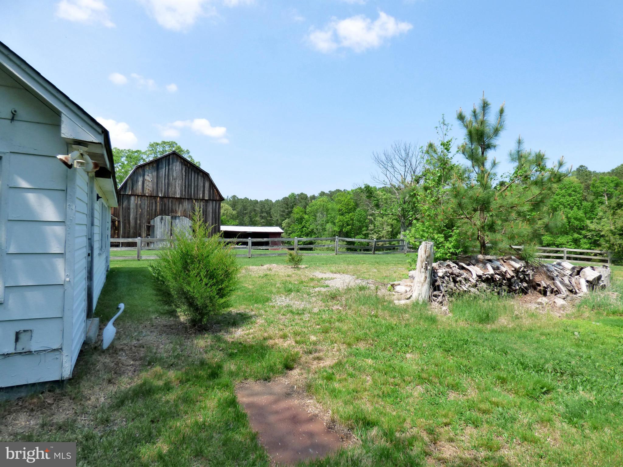 CHESTNUT HILLS - Residential