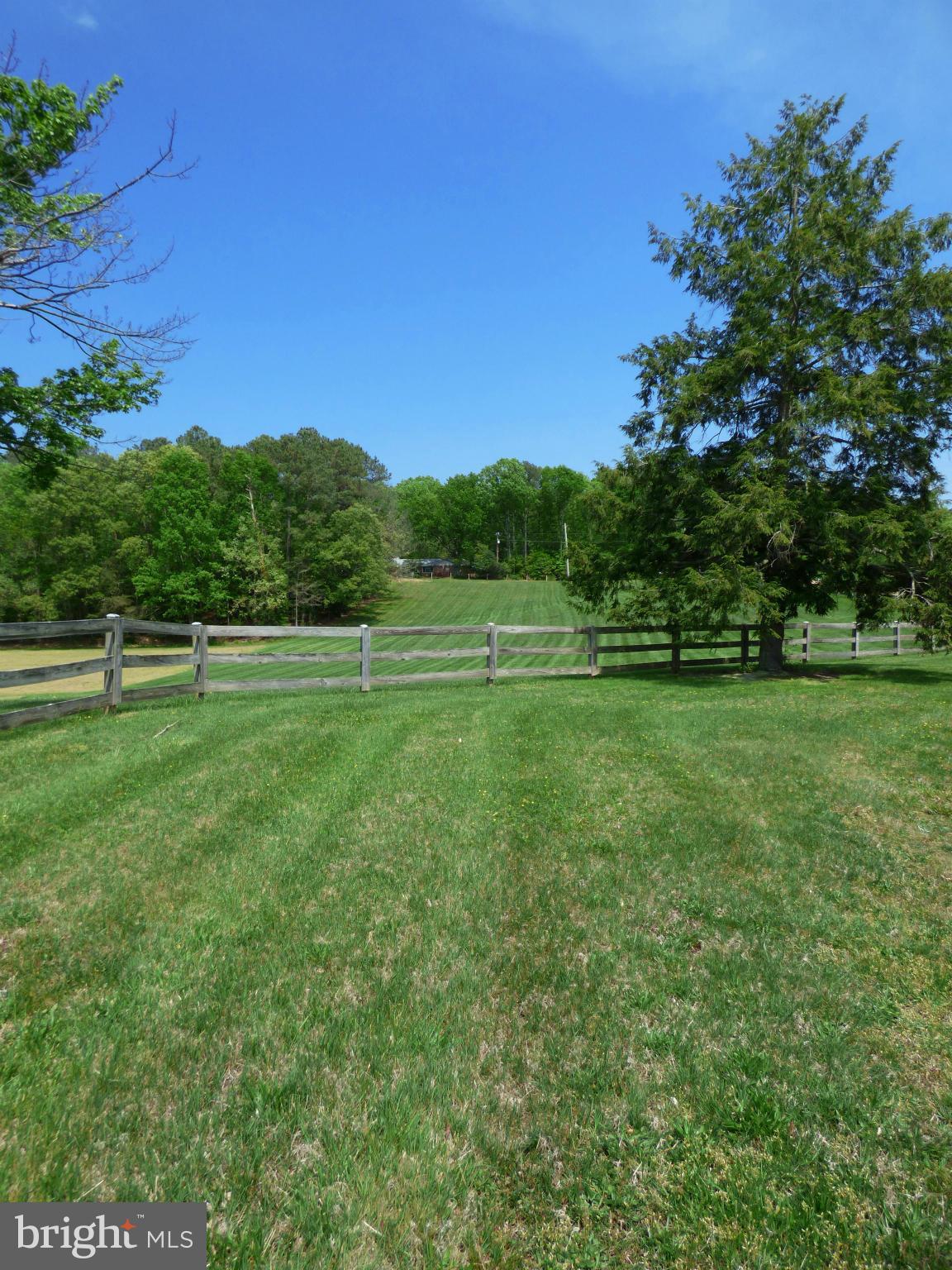 CHESTNUT HILLS - Residential