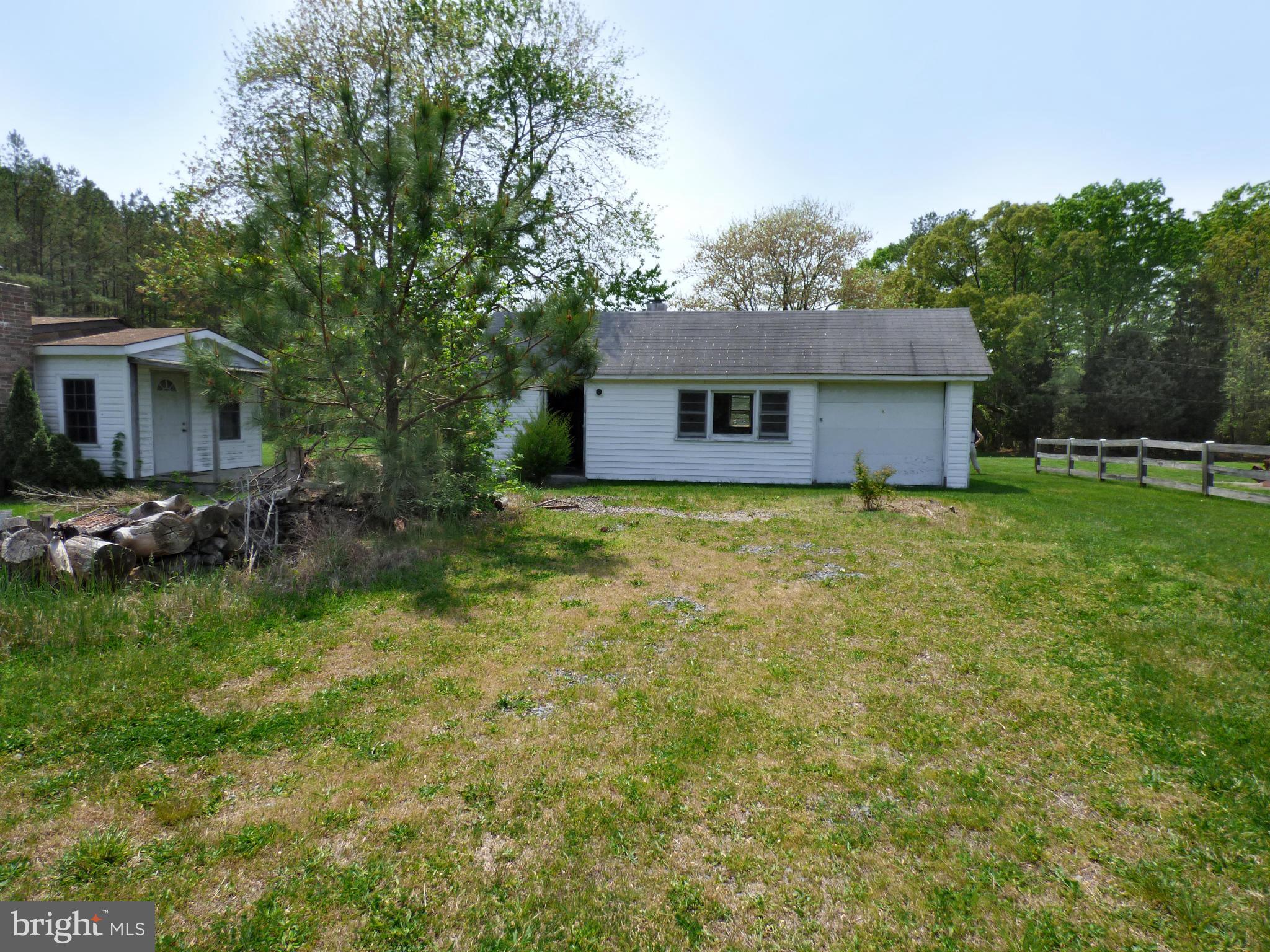 CHESTNUT HILLS - Residential