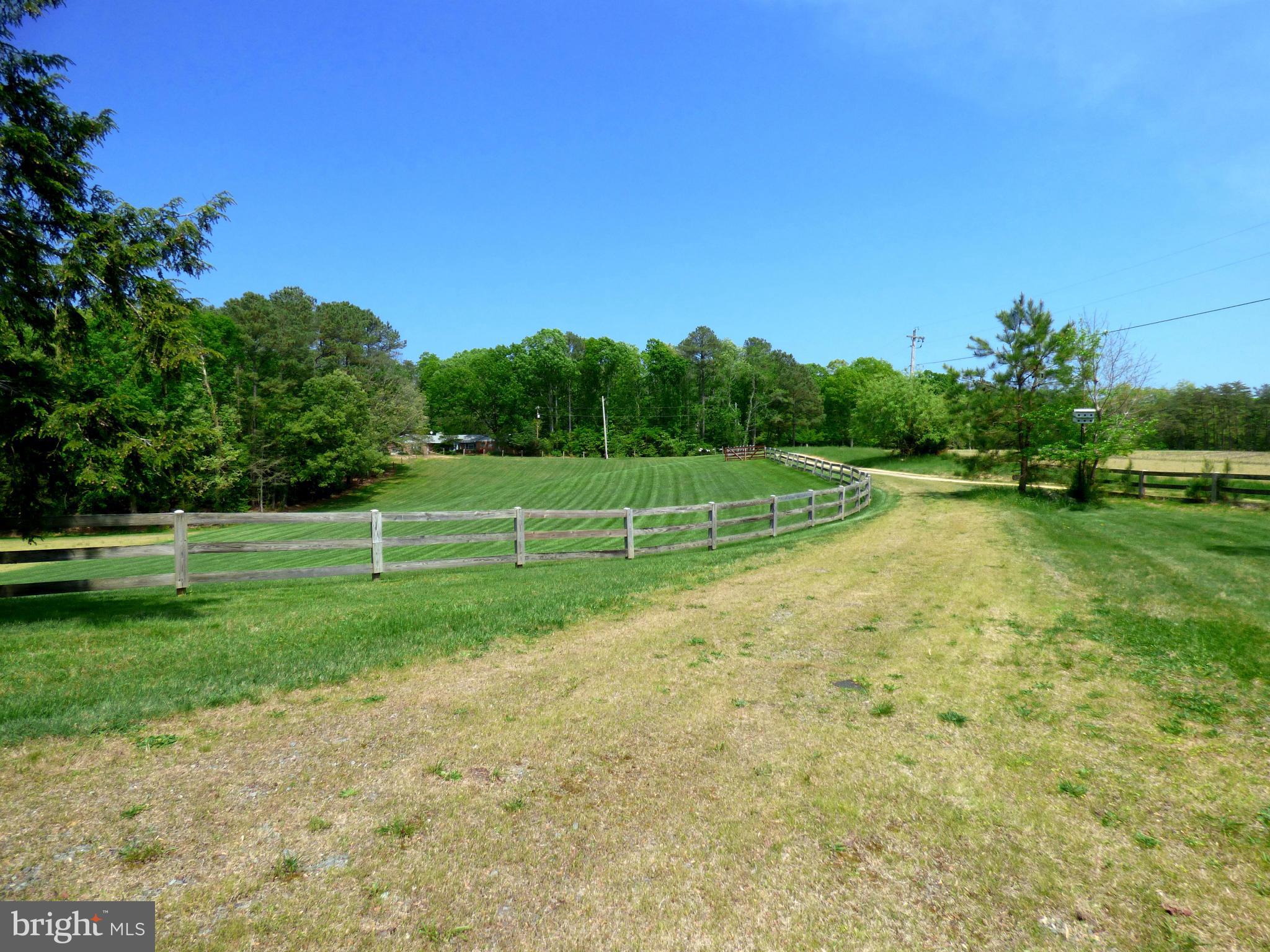 CHESTNUT HILLS - Residential