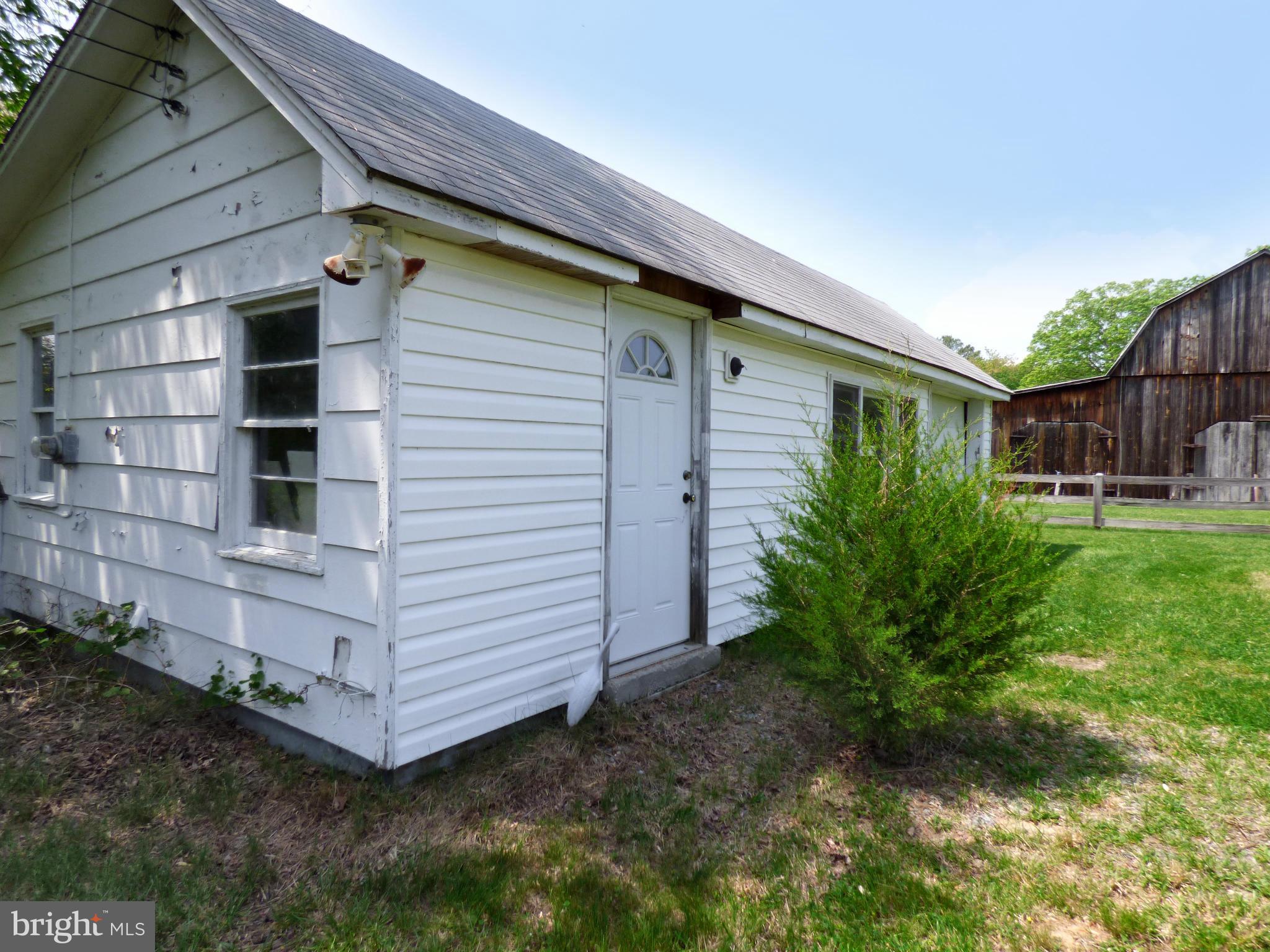 CHESTNUT HILLS - Residential