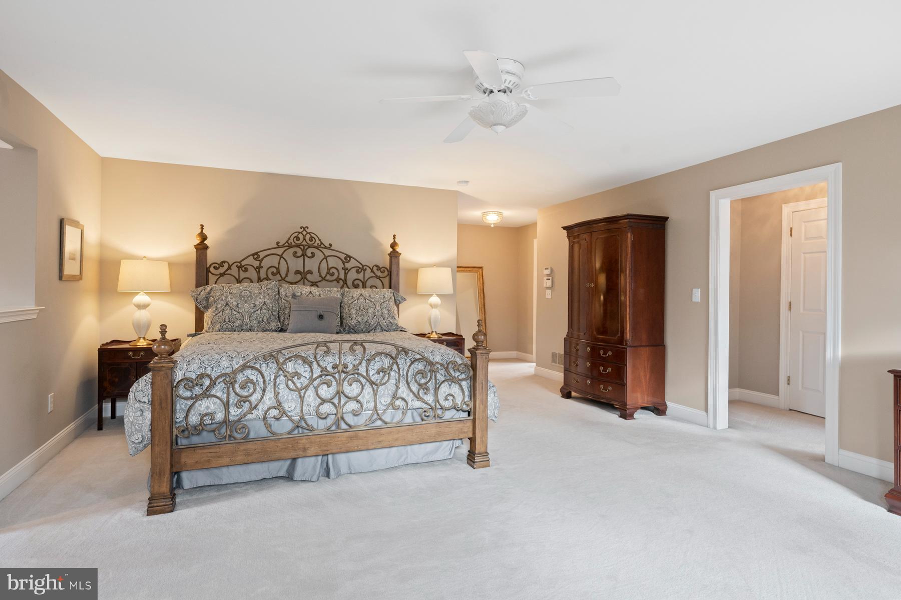 WASHINGTON CROSSING - Residential