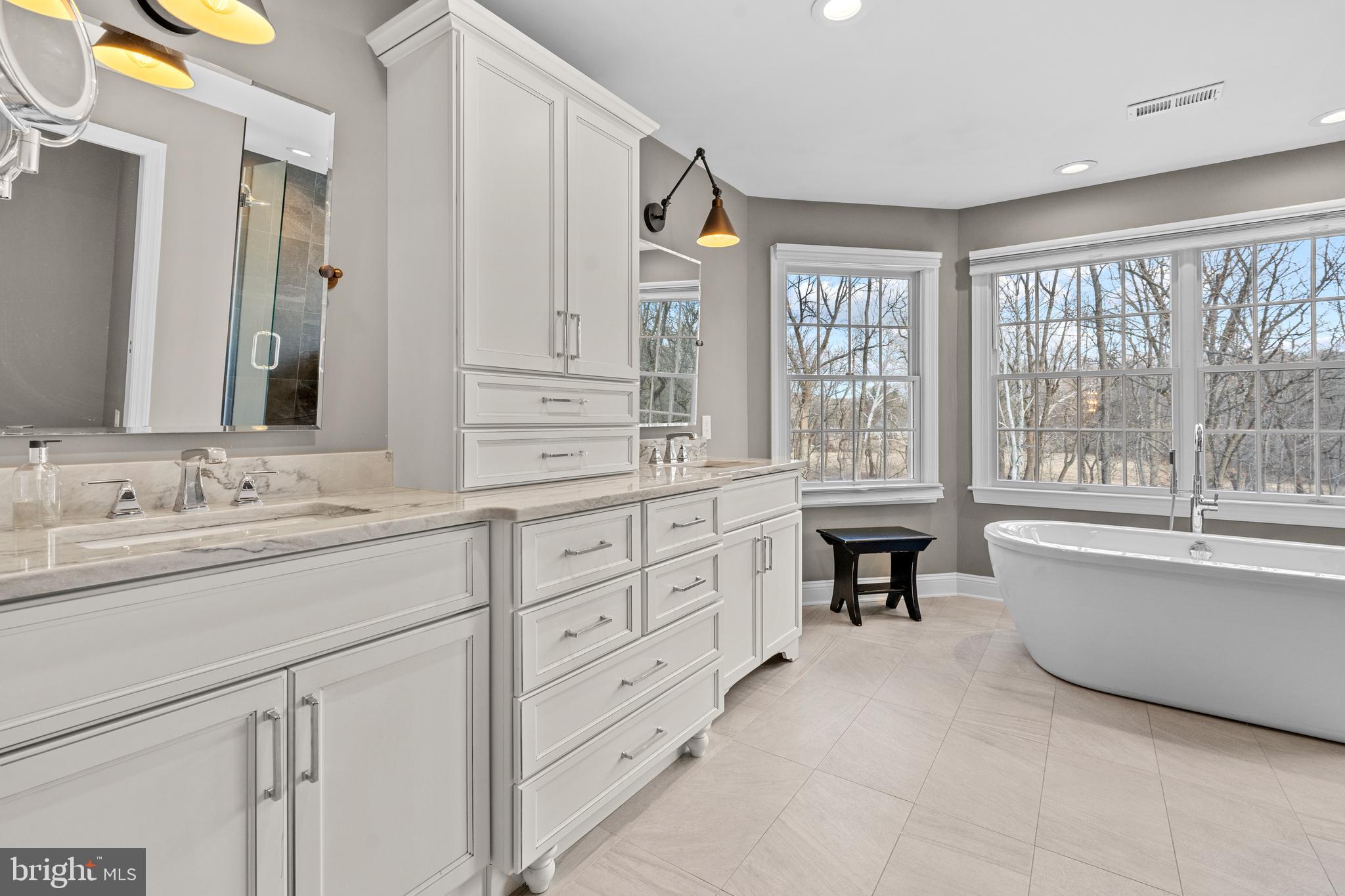 WASHINGTON CROSSING - Residential