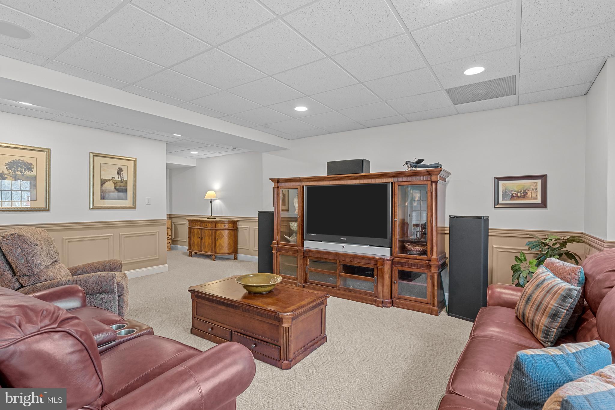 WASHINGTON CROSSING - Residential