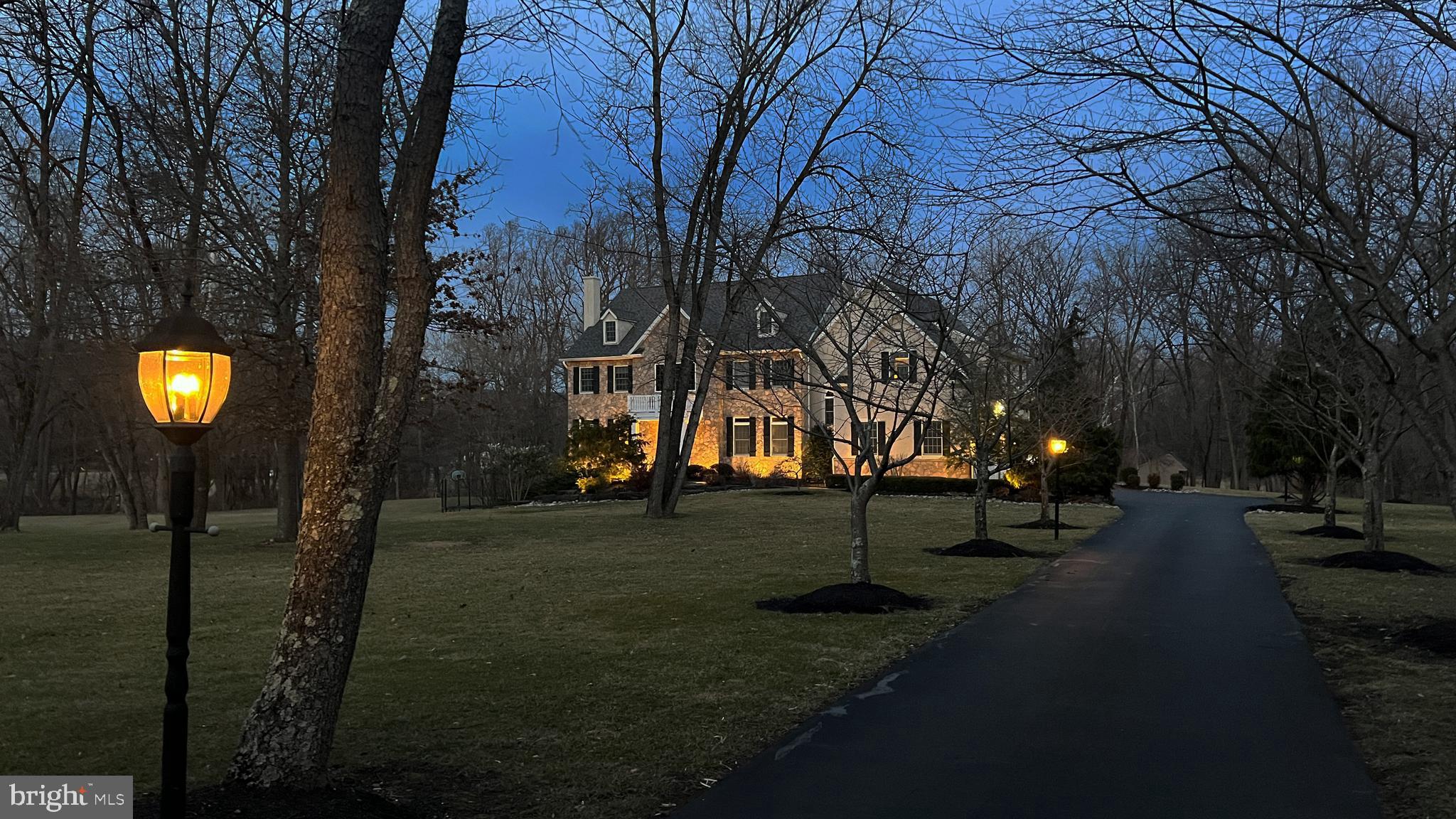 WASHINGTON CROSSING - Residential