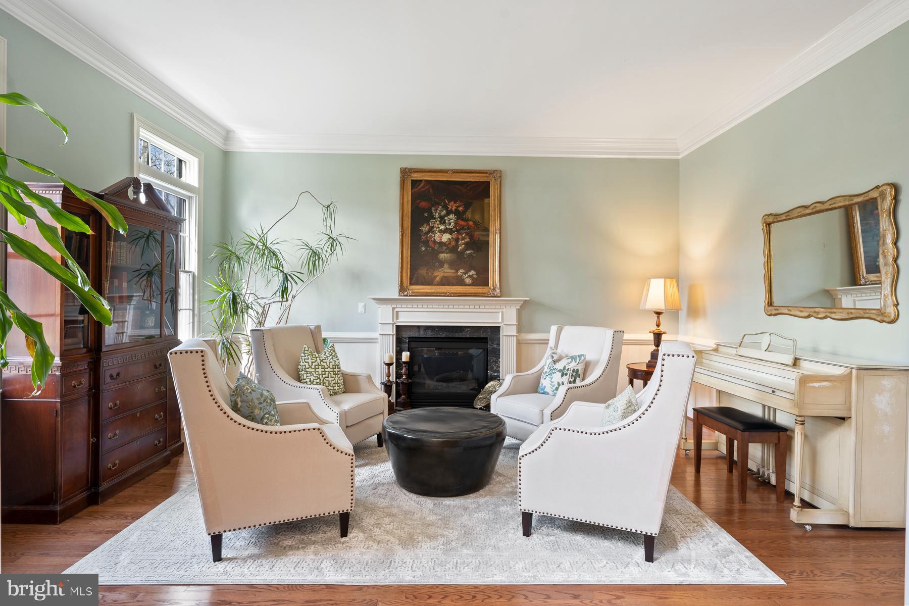 WASHINGTON CROSSING - Residential