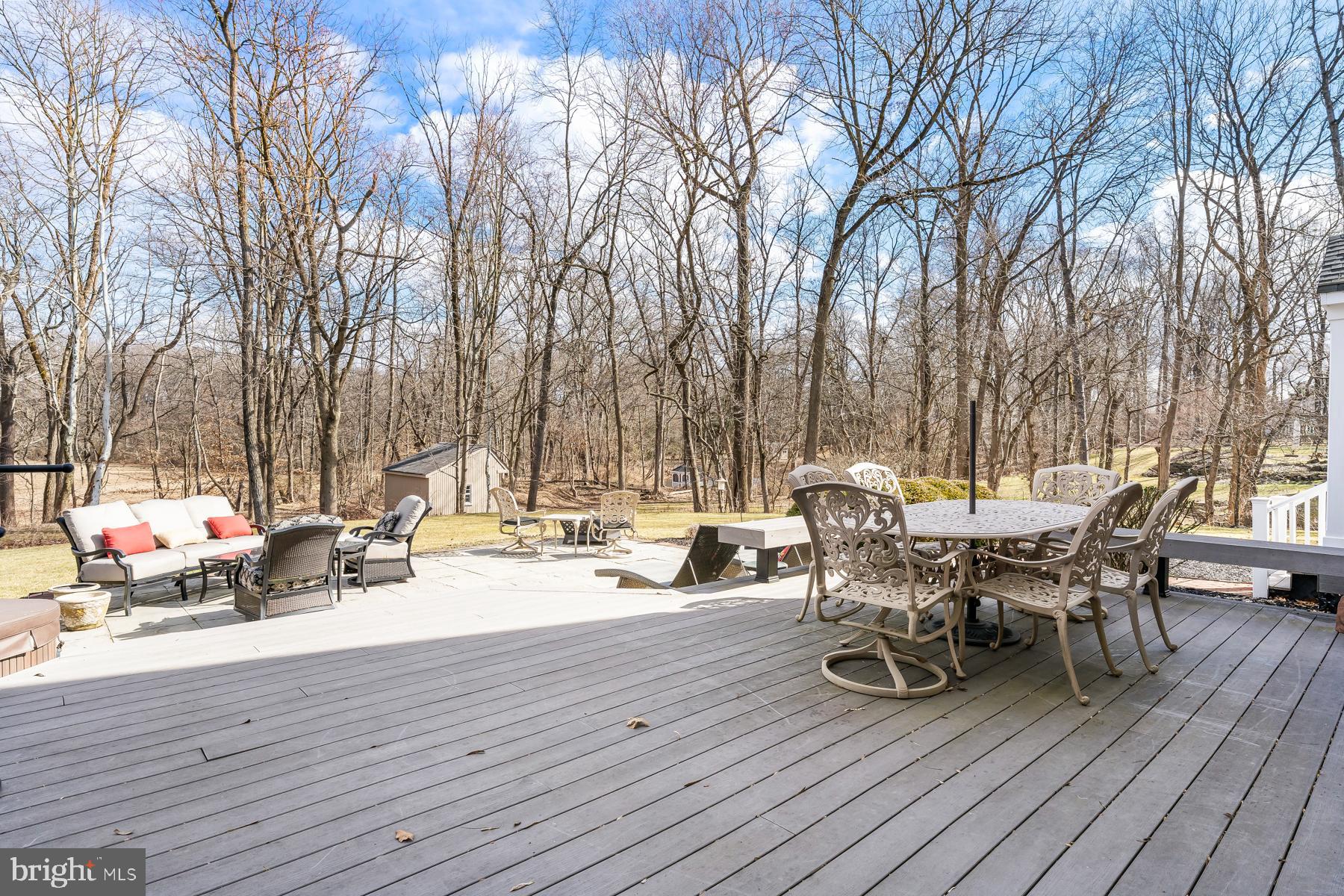 WASHINGTON CROSSING - Residential