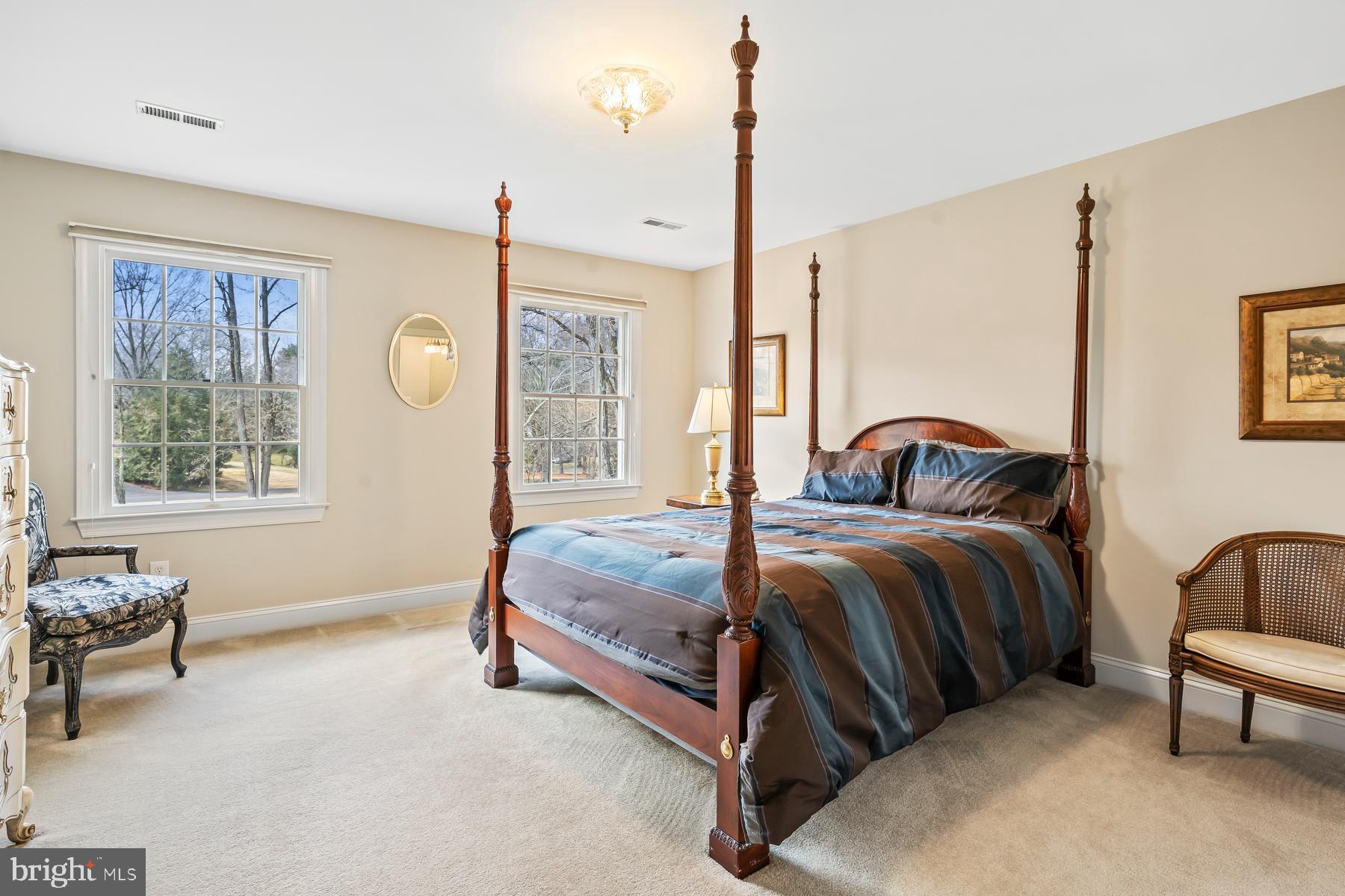 WASHINGTON CROSSING - Residential