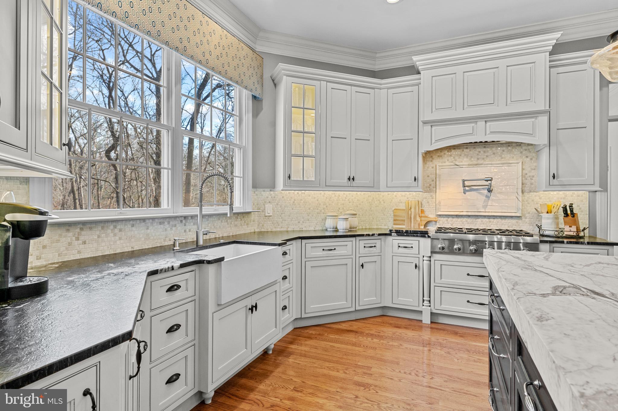 WASHINGTON CROSSING - Residential