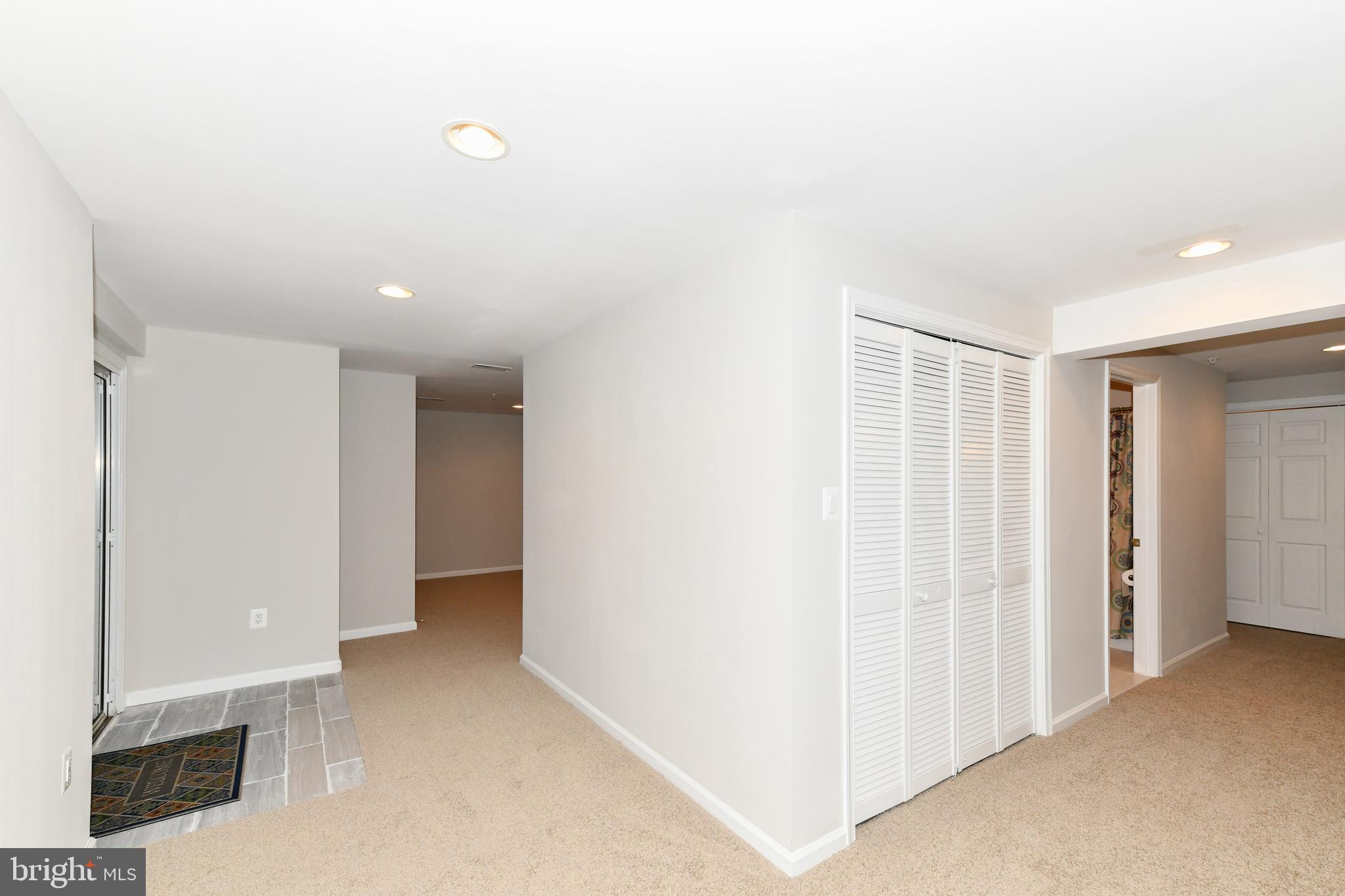 CROTONA PARK - Residential