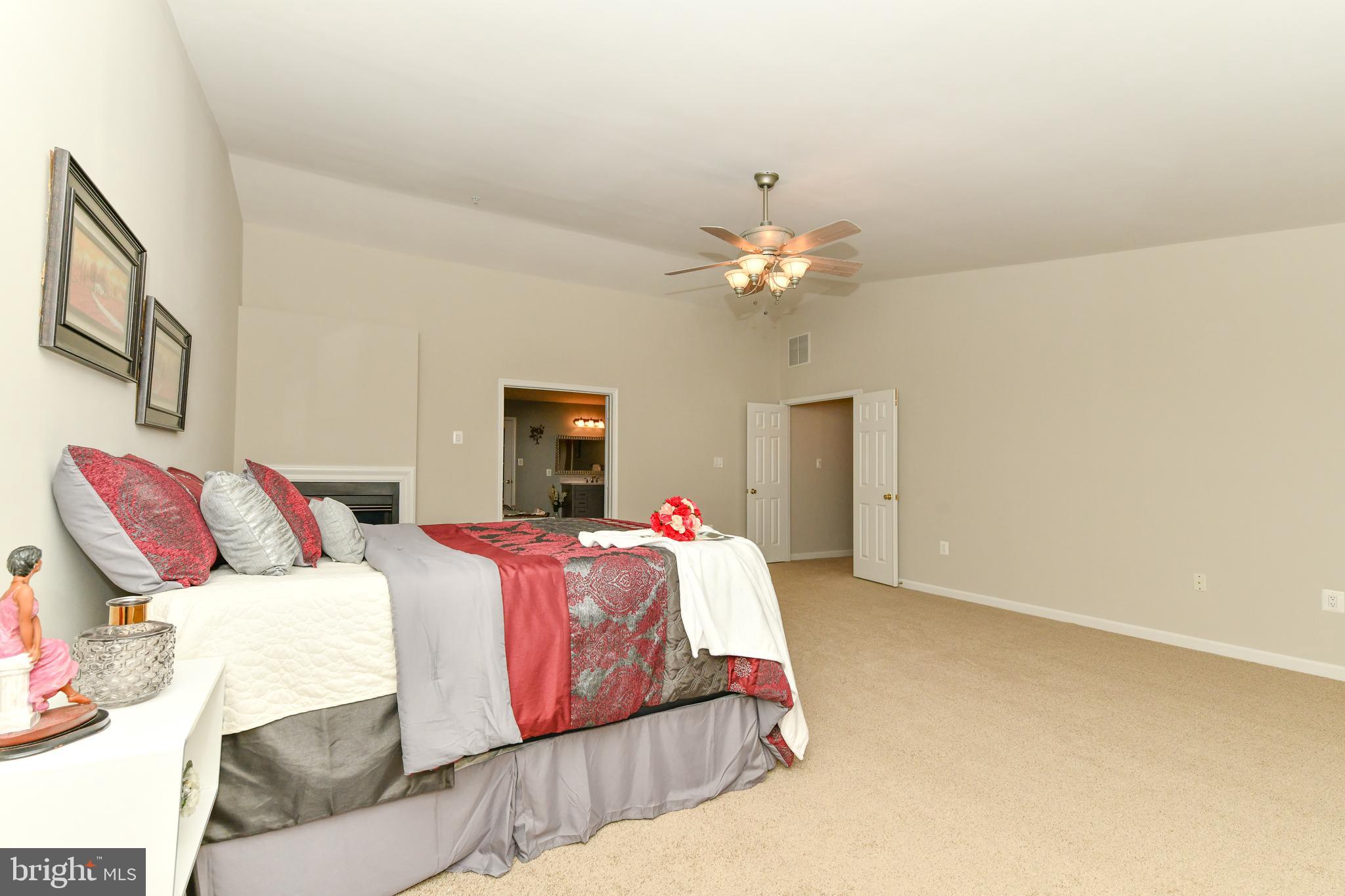 CROTONA PARK - Residential