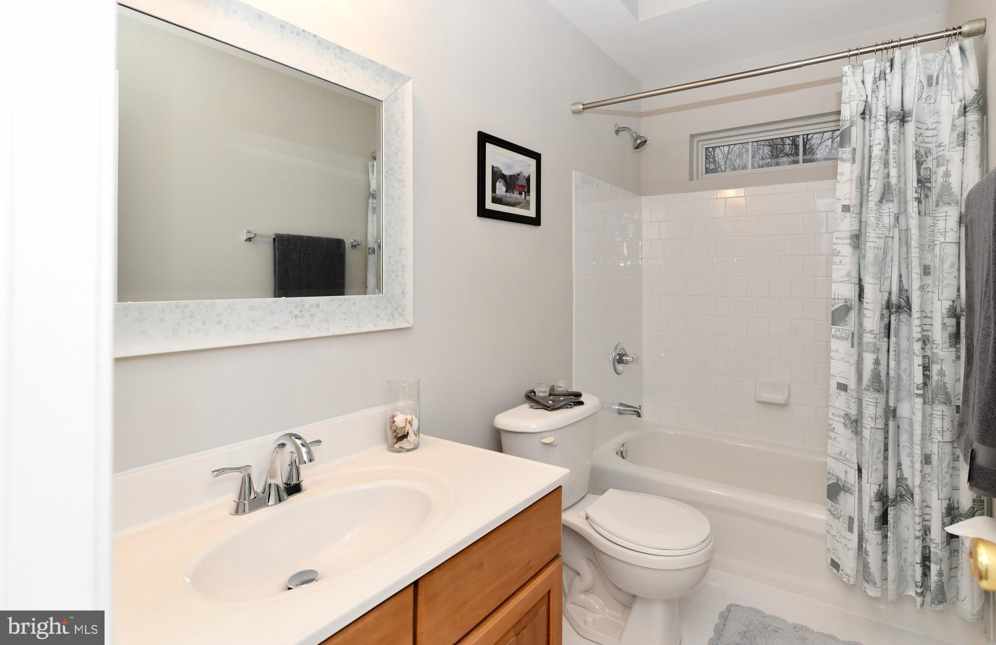 CROTONA PARK - Residential