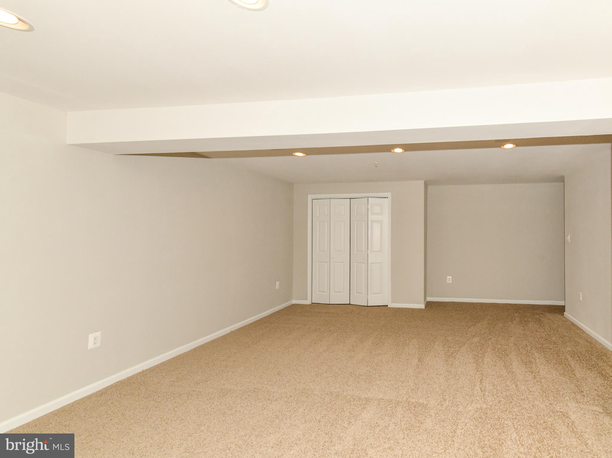 CROTONA PARK - Residential