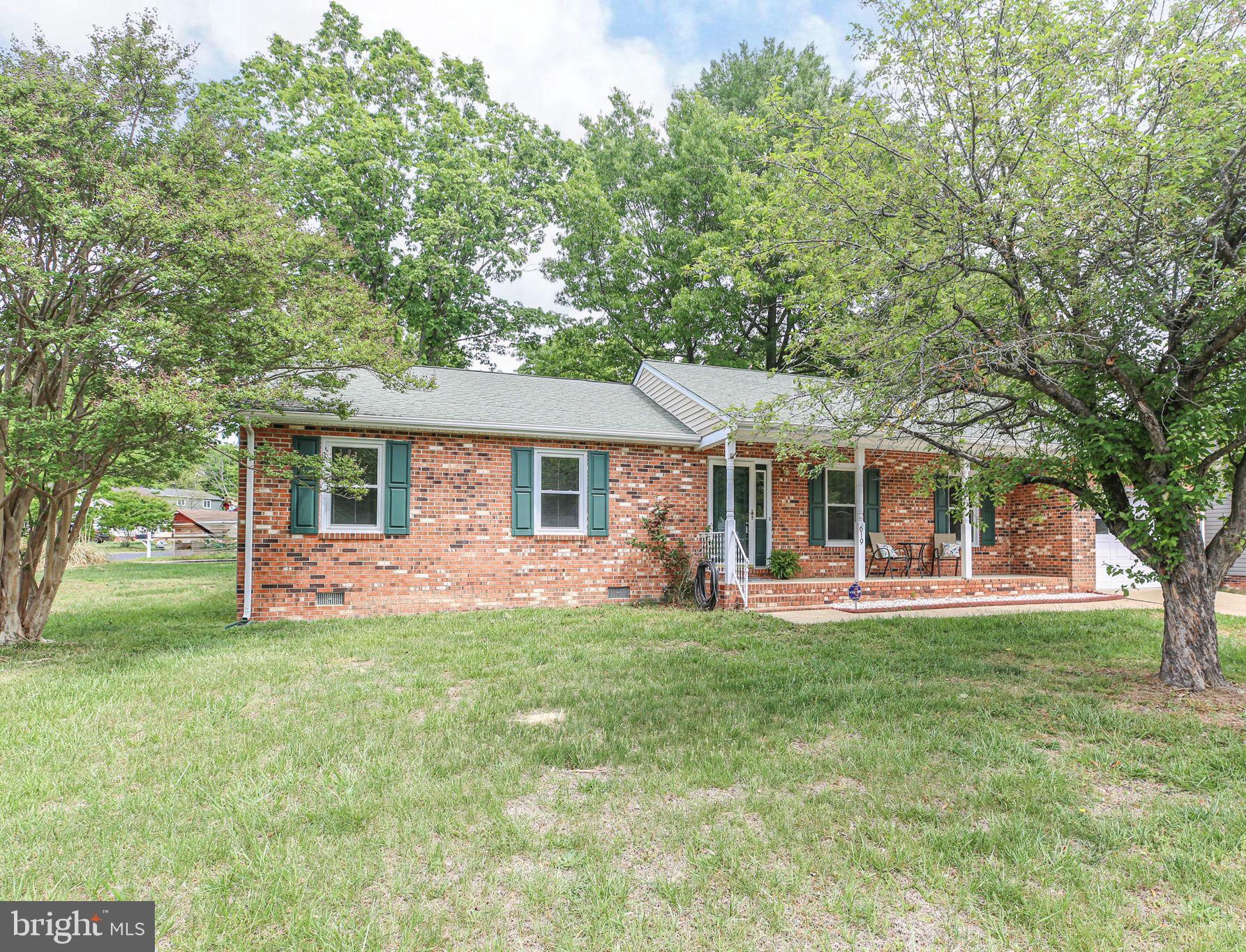 CHANCELLOR GREEN - Residential