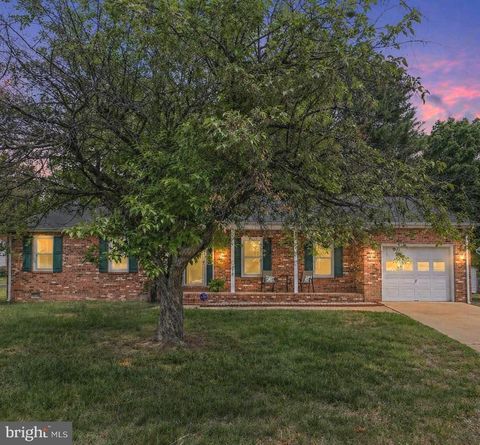 Photo of 619 Shamrock Drive, FREDERICKSBURG, VA 22407 (MLS # VASP2041352)