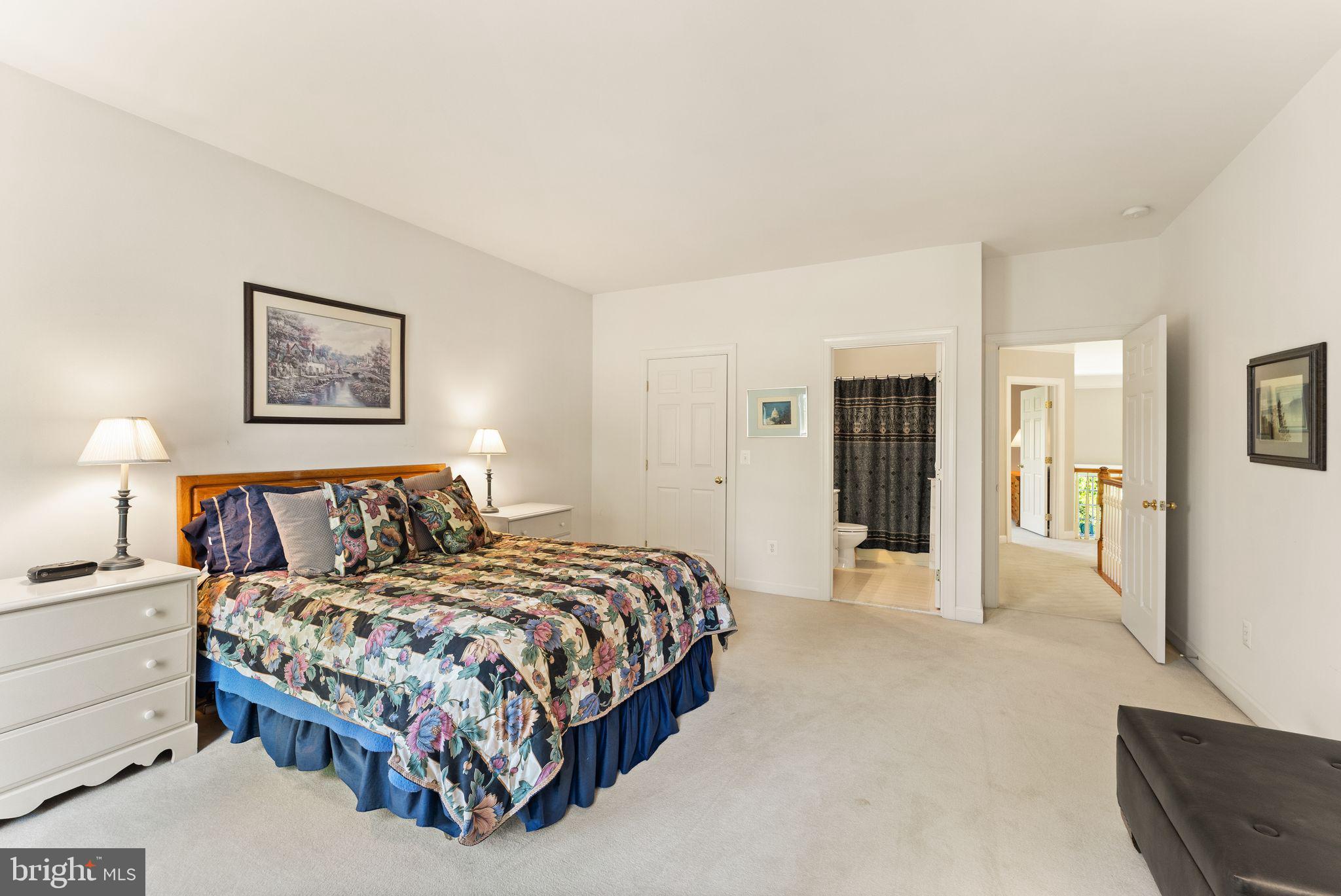 LANSDOWNE ON THE POTOMAC - Residential