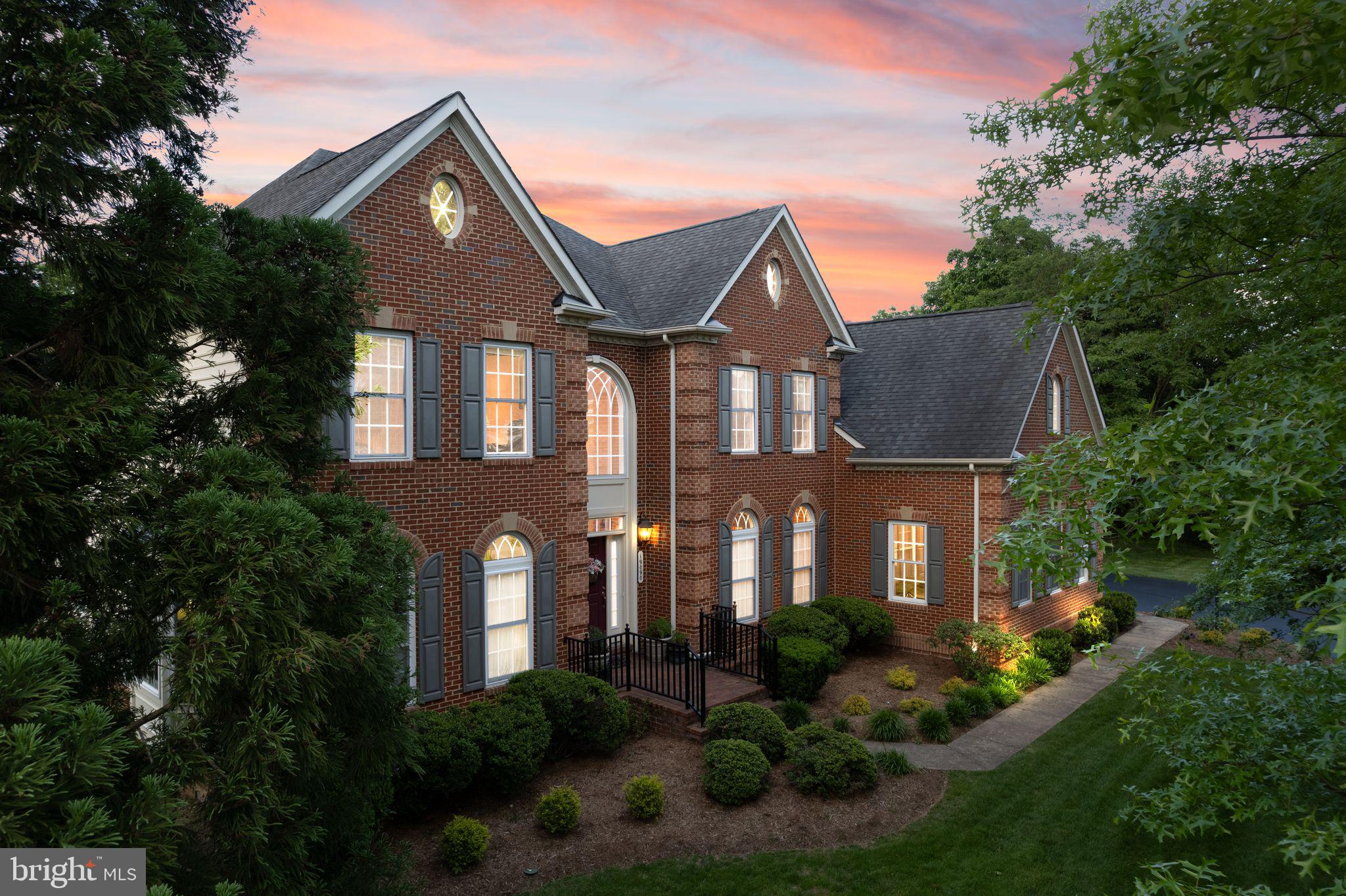 LANSDOWNE ON THE POTOMAC - Residential