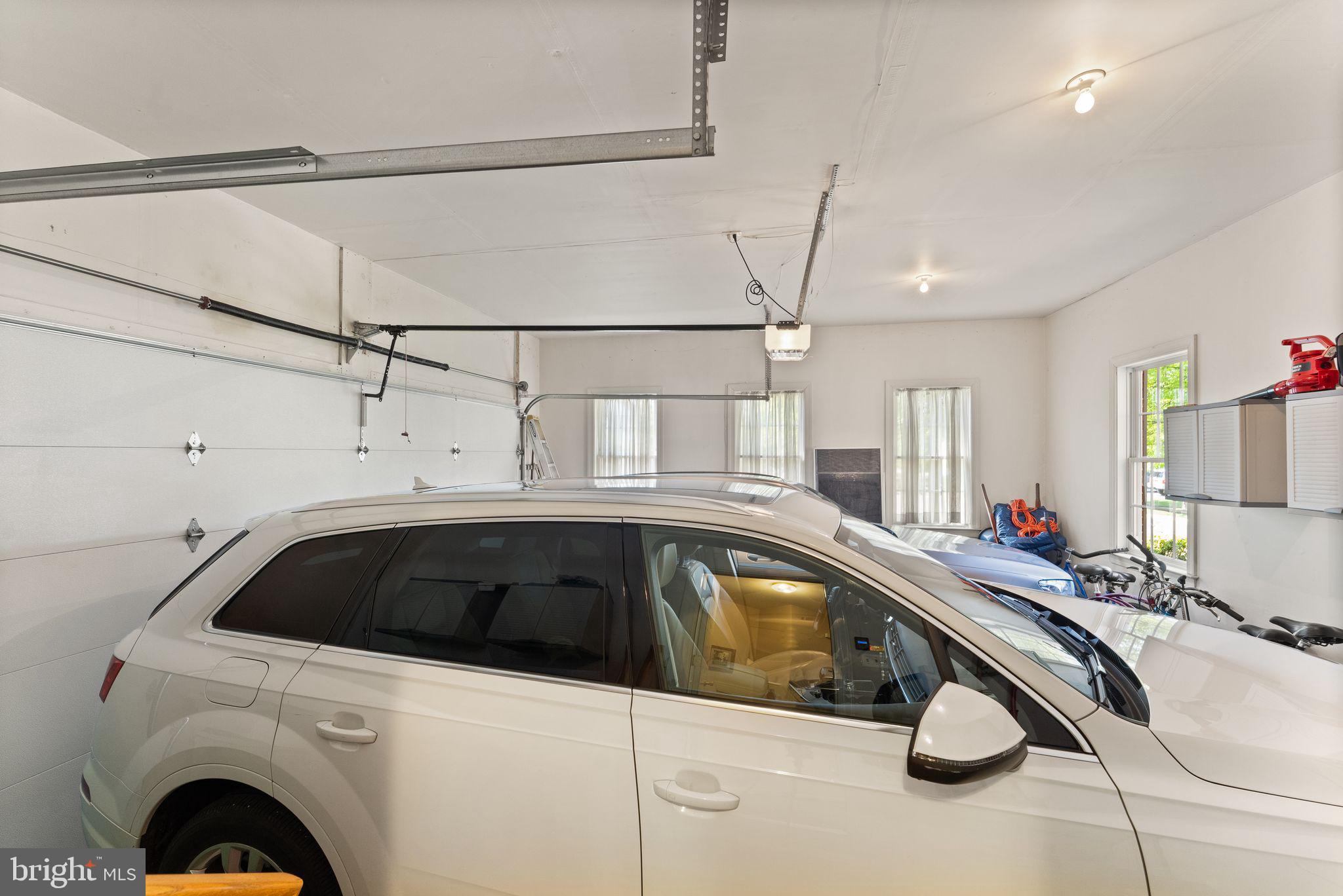 LANSDOWNE ON THE POTOMAC - Residential