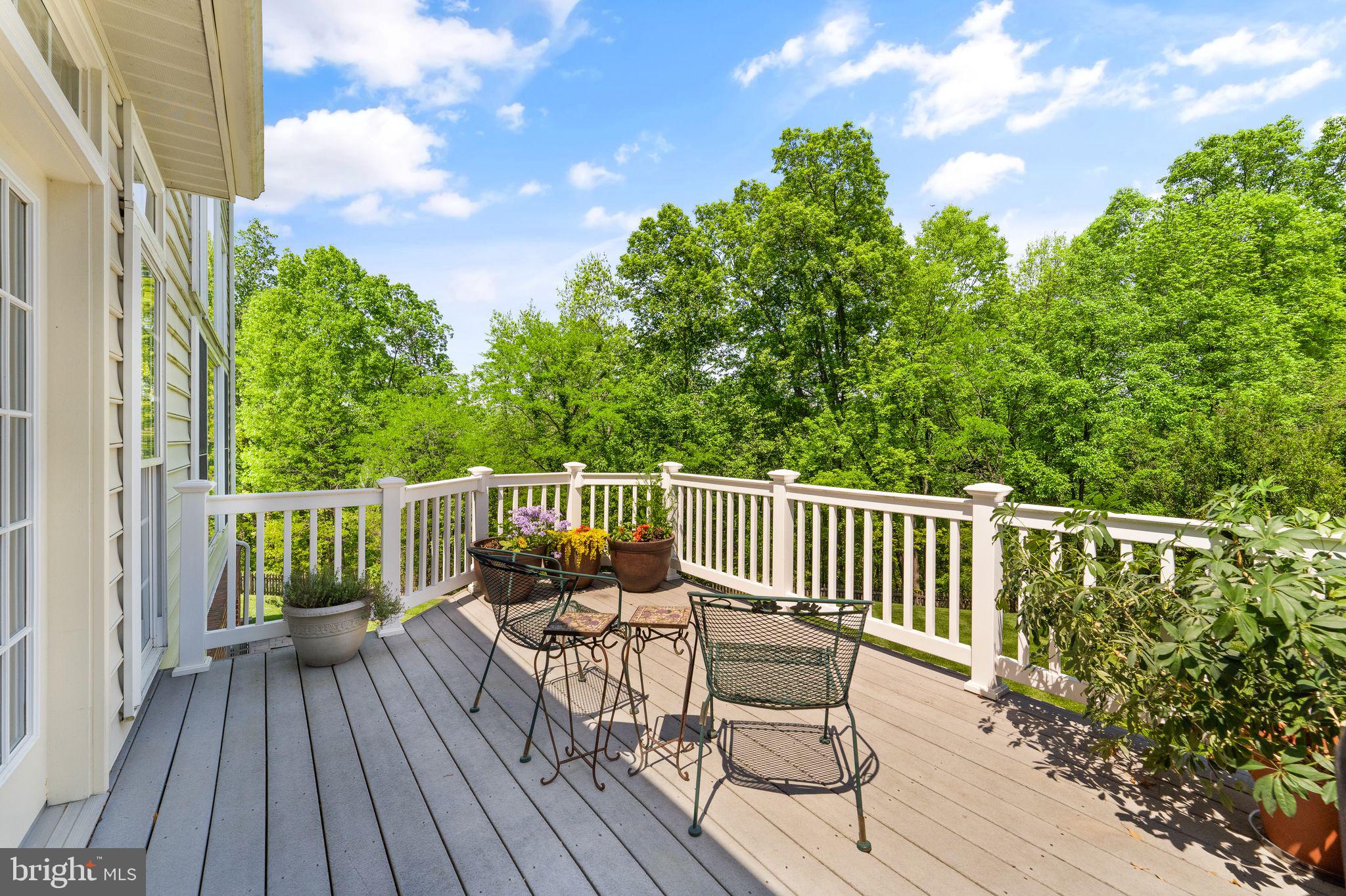 LANSDOWNE ON THE POTOMAC - Residential