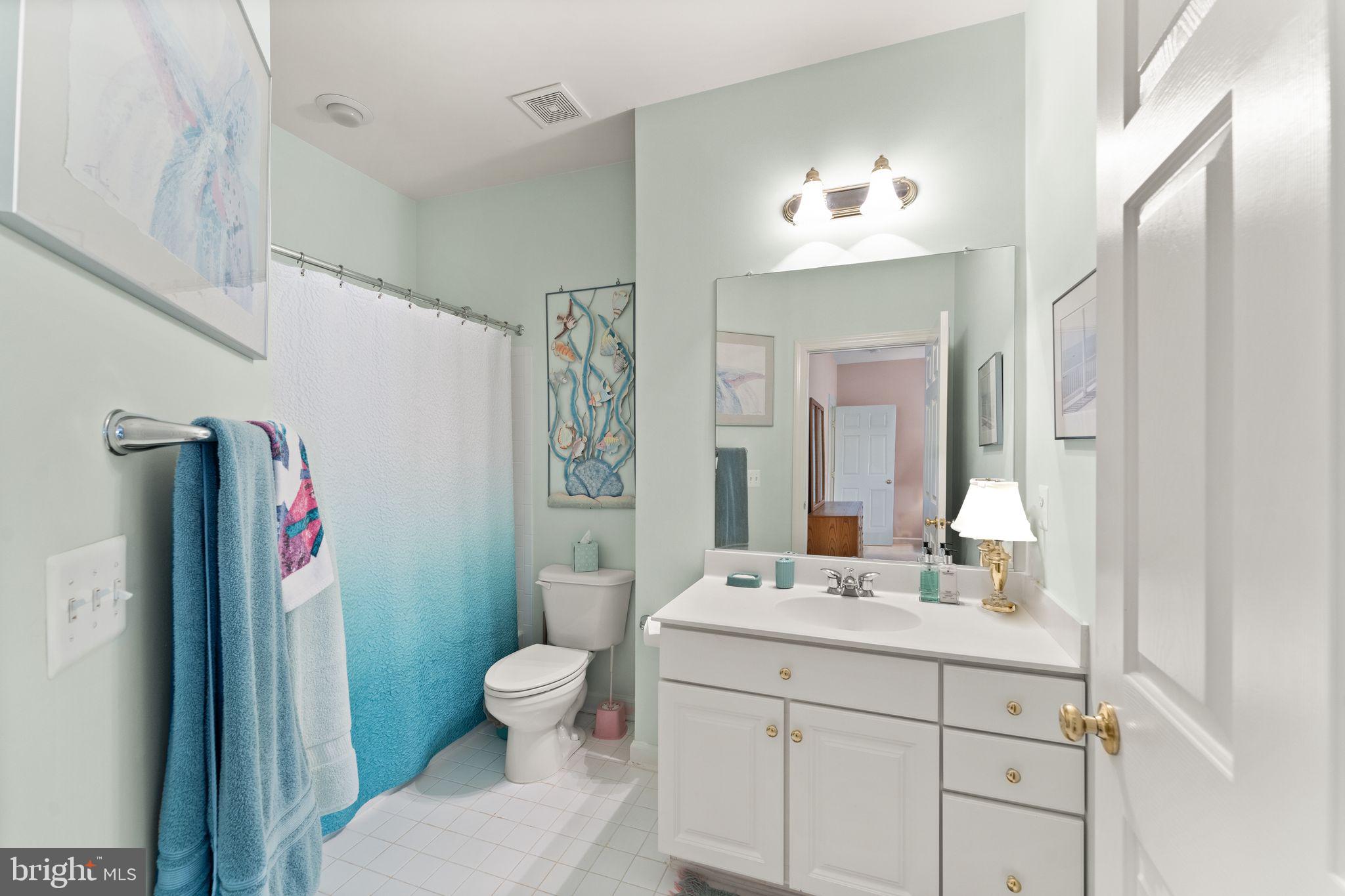 LANSDOWNE ON THE POTOMAC - Residential