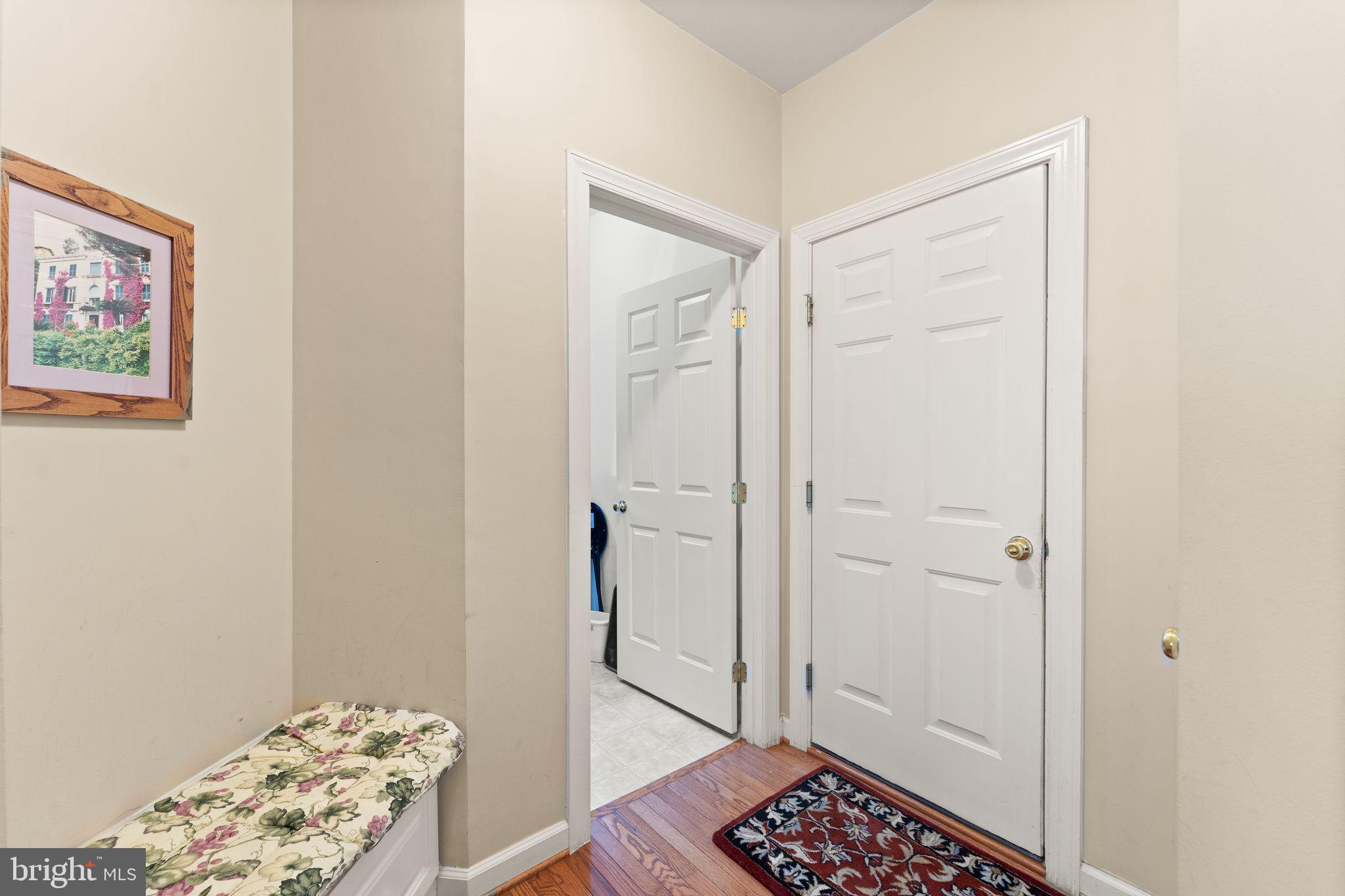 LANSDOWNE ON THE POTOMAC - Residential