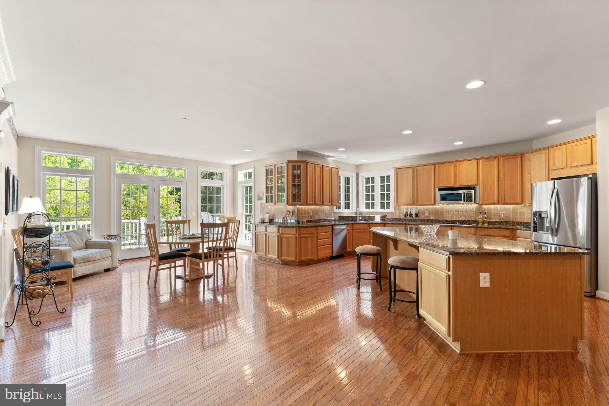 LANSDOWNE ON THE POTOMAC - Residential