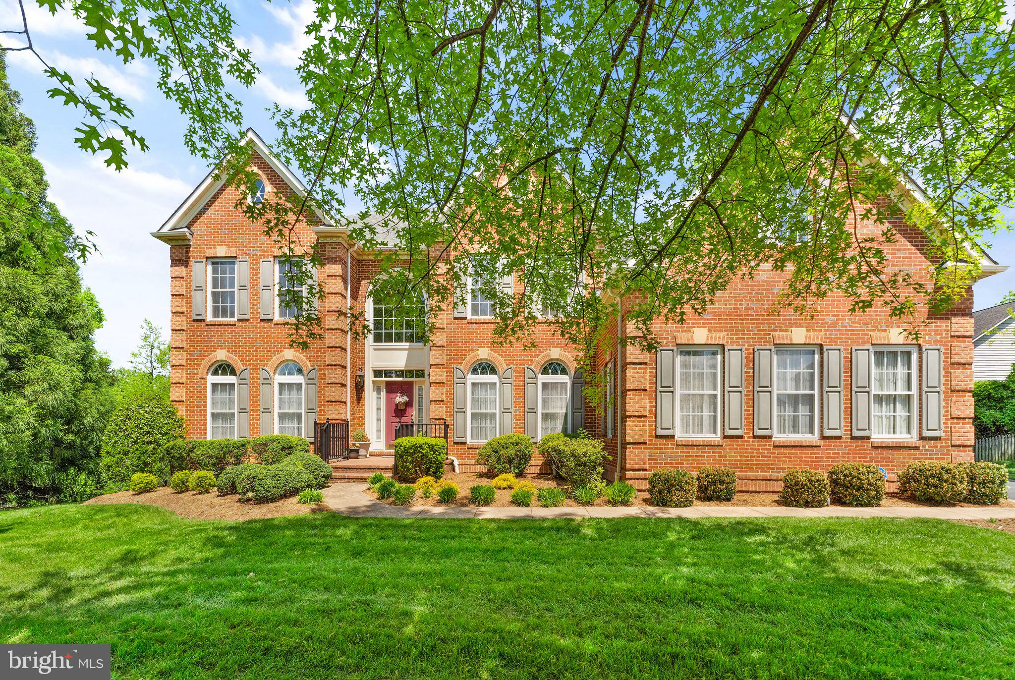 LANSDOWNE ON THE POTOMAC - Residential