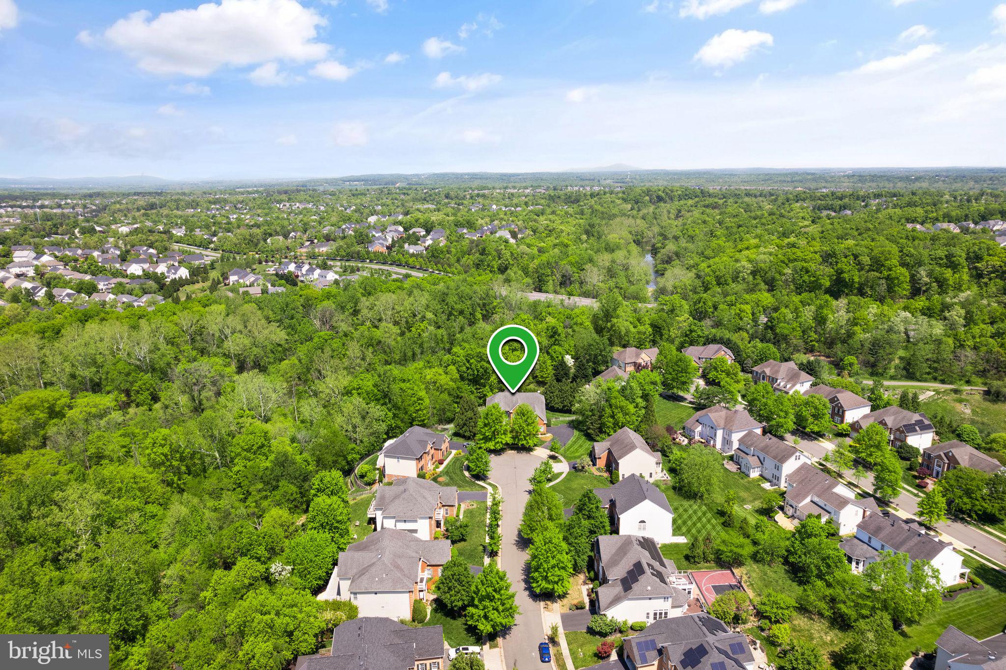 LANSDOWNE ON THE POTOMAC - Residential