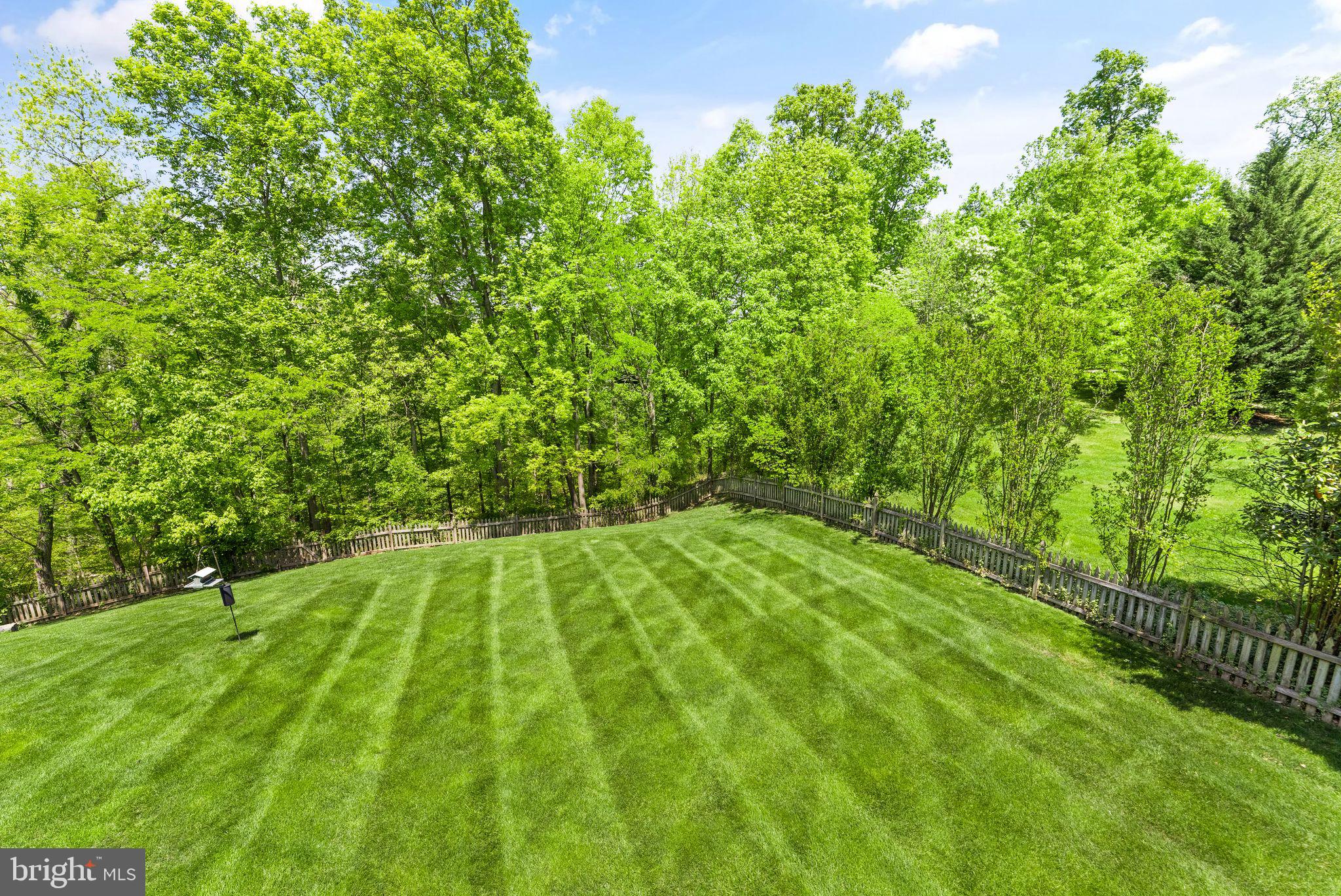 LANSDOWNE ON THE POTOMAC - Residential