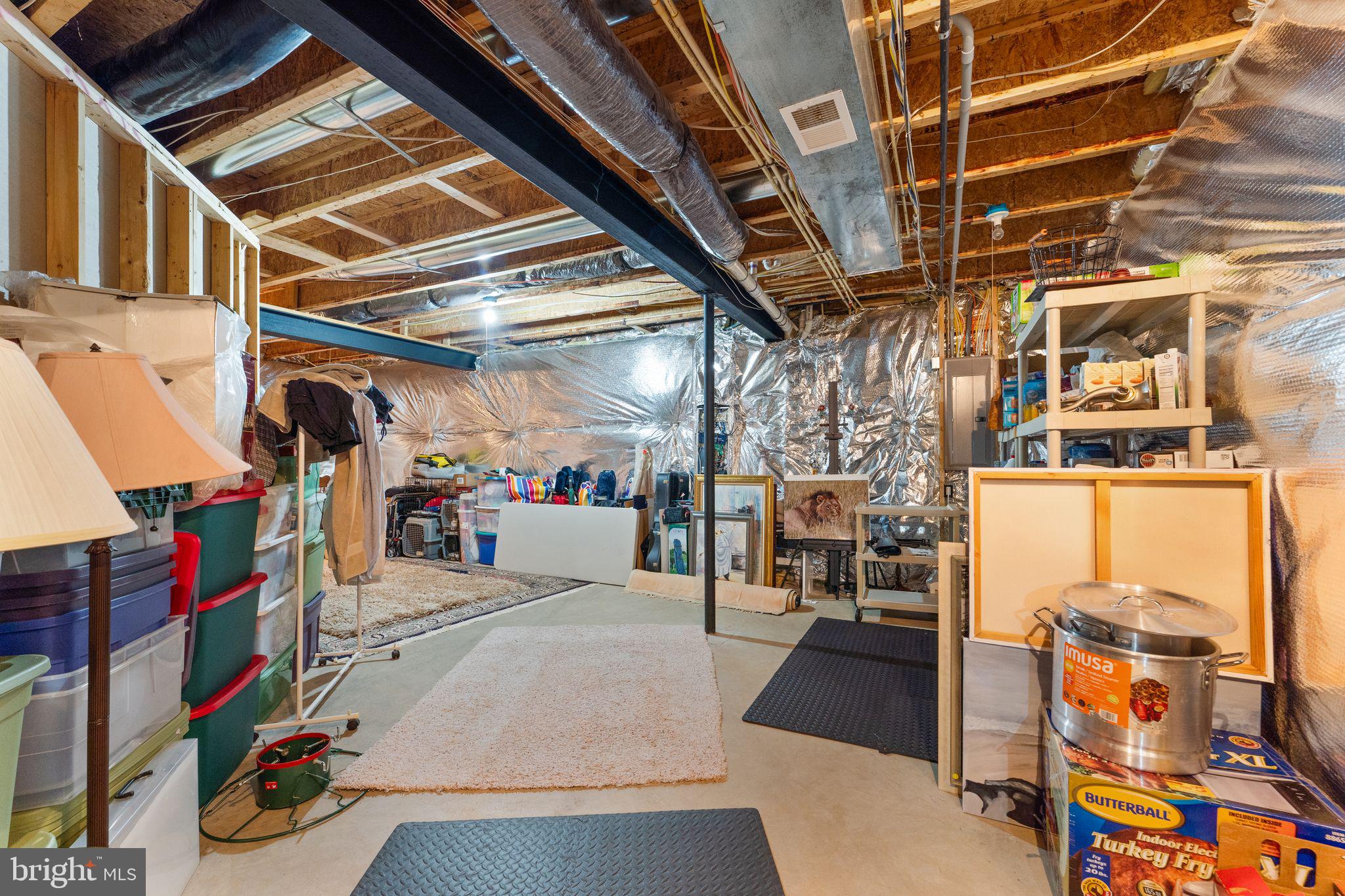 LANSDOWNE ON THE POTOMAC - Residential