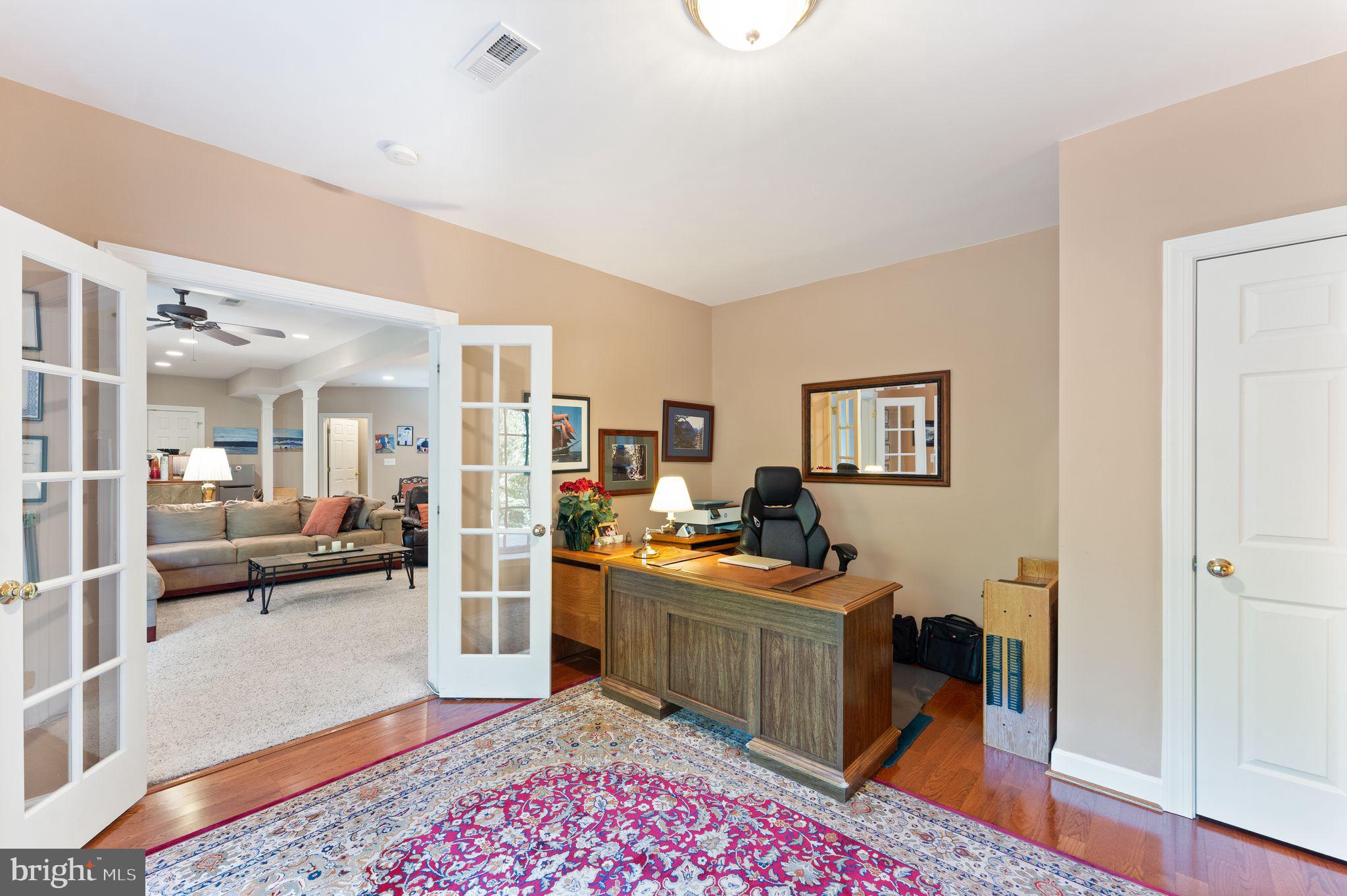 LANSDOWNE ON THE POTOMAC - Residential