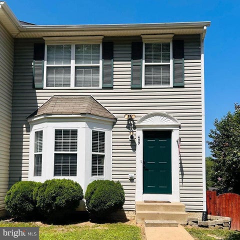 Townhouse For Rent - 400 Munsons Hill Court<br/> STAFFORD, VA 22554