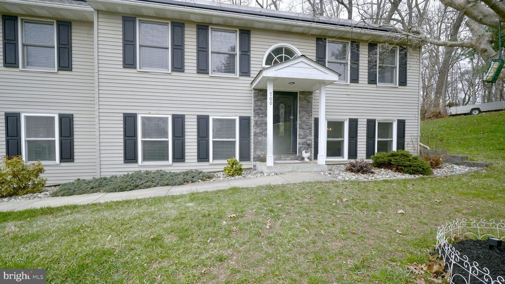 Photo of 700 King Pen Road, KIRKWOOD, PA 17536 (MLS # PALA2084684)