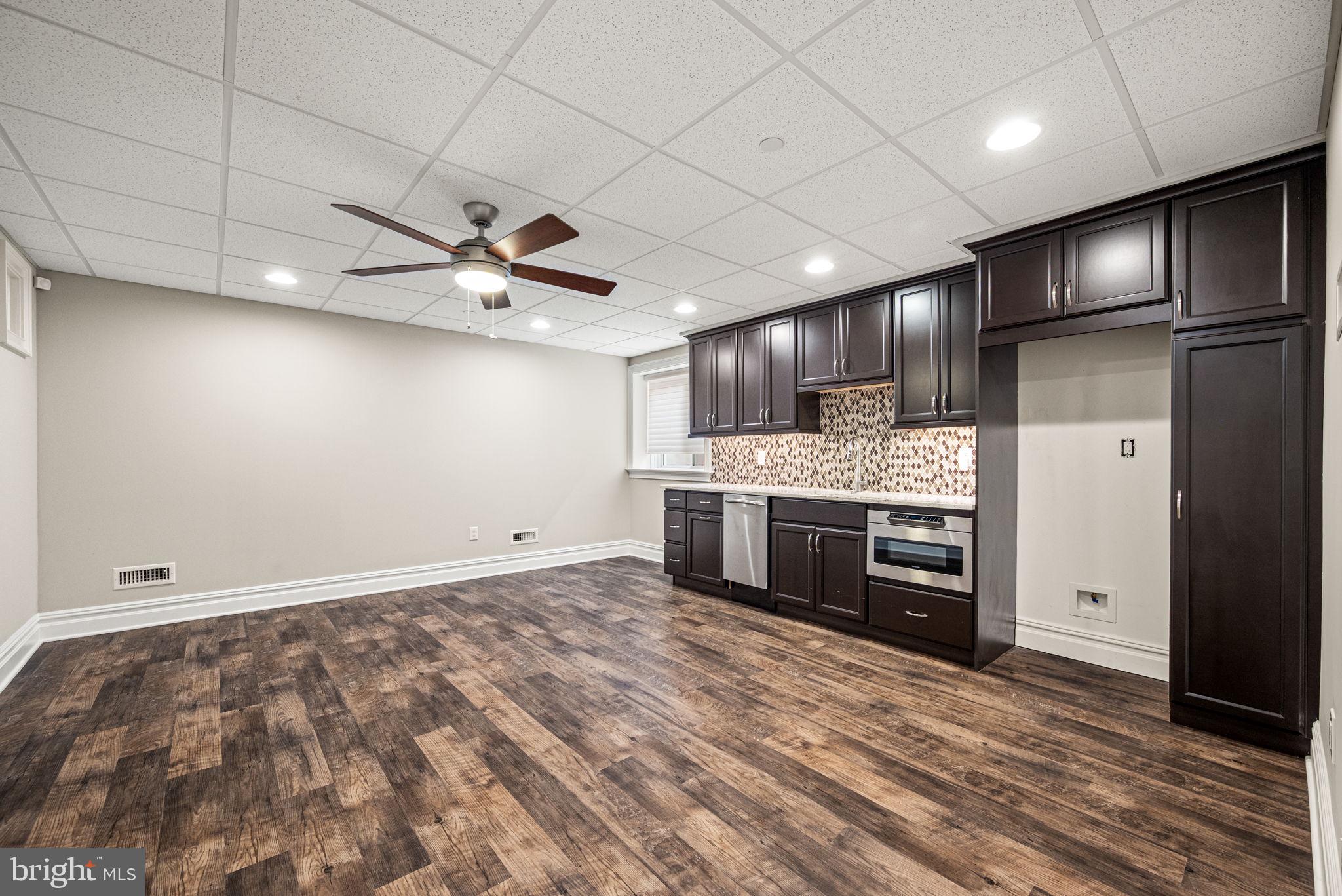 FLOWERS FIELD - Residential