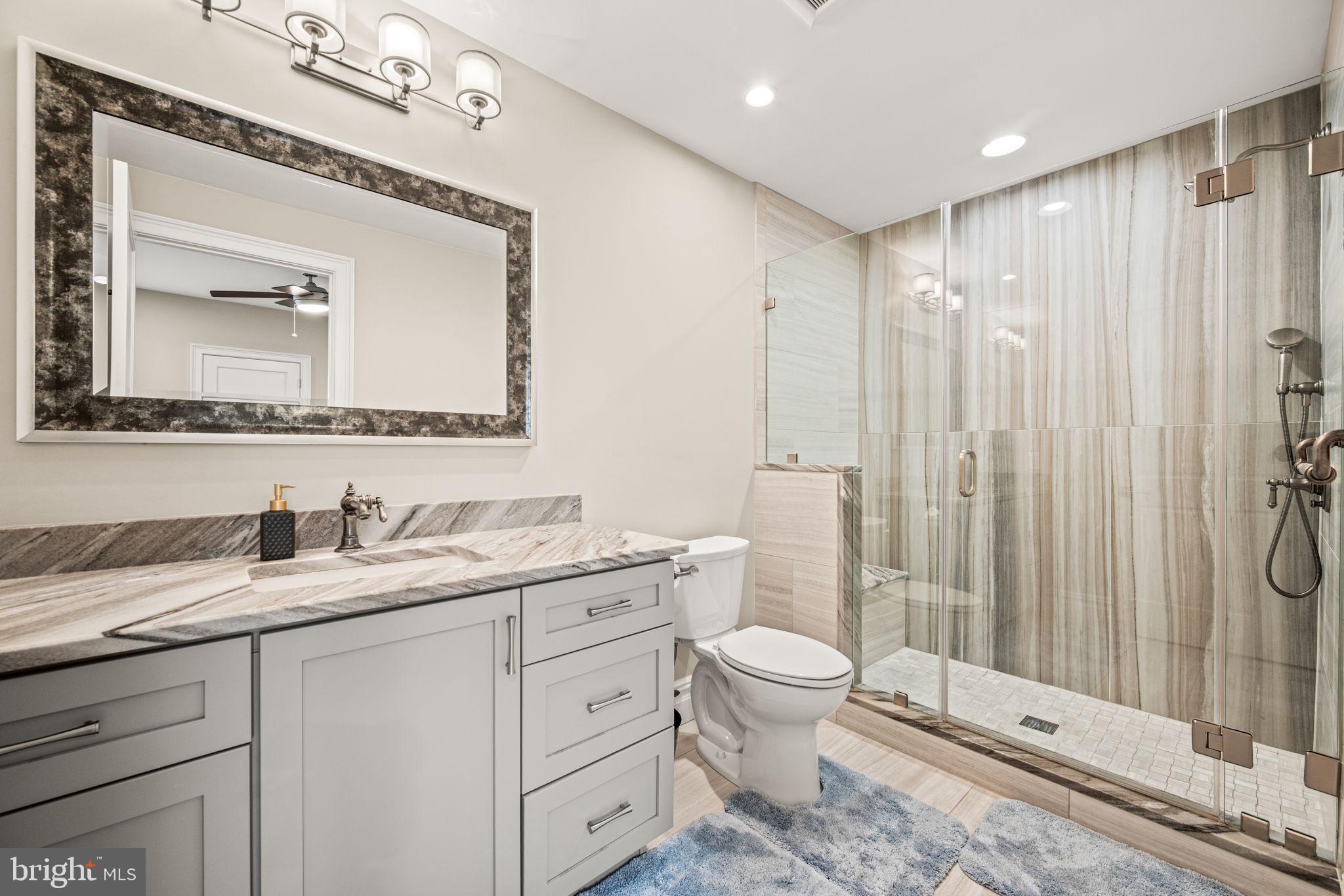 FLOWERS FIELD - Residential