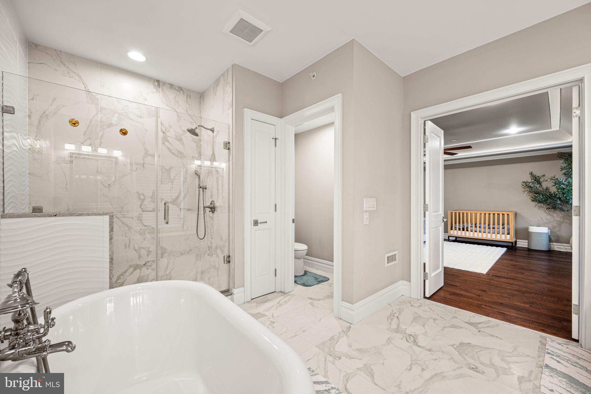 FLOWERS FIELD - Residential