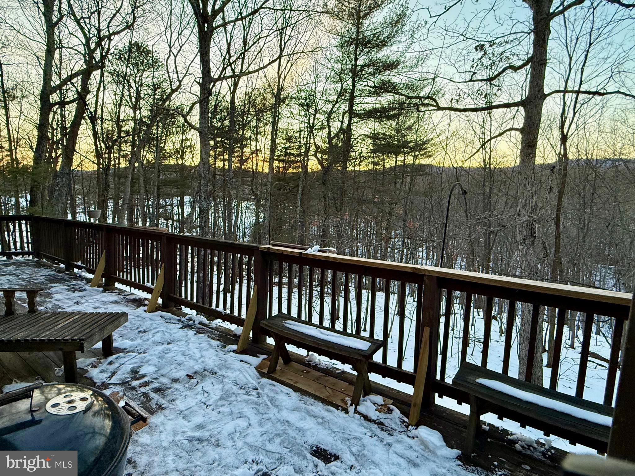 THE WOODS - Residential