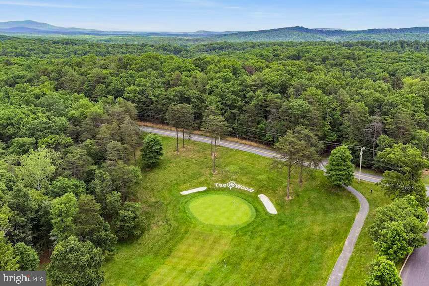 THE WOODS - Residential