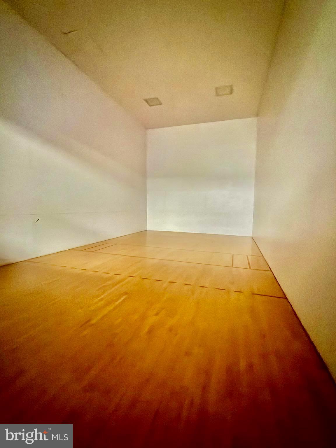 THE WOODS - Residential