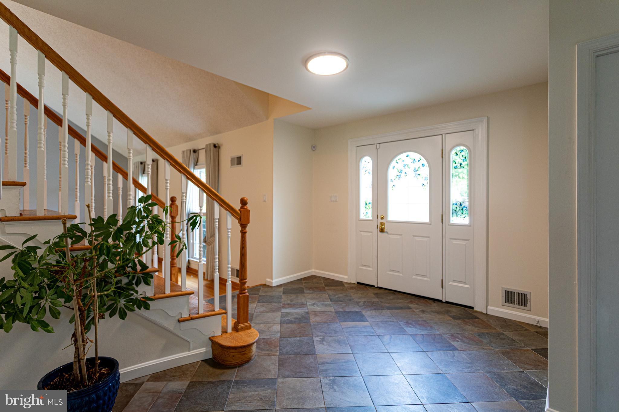 FLOWER VALLEY - Residential Lease