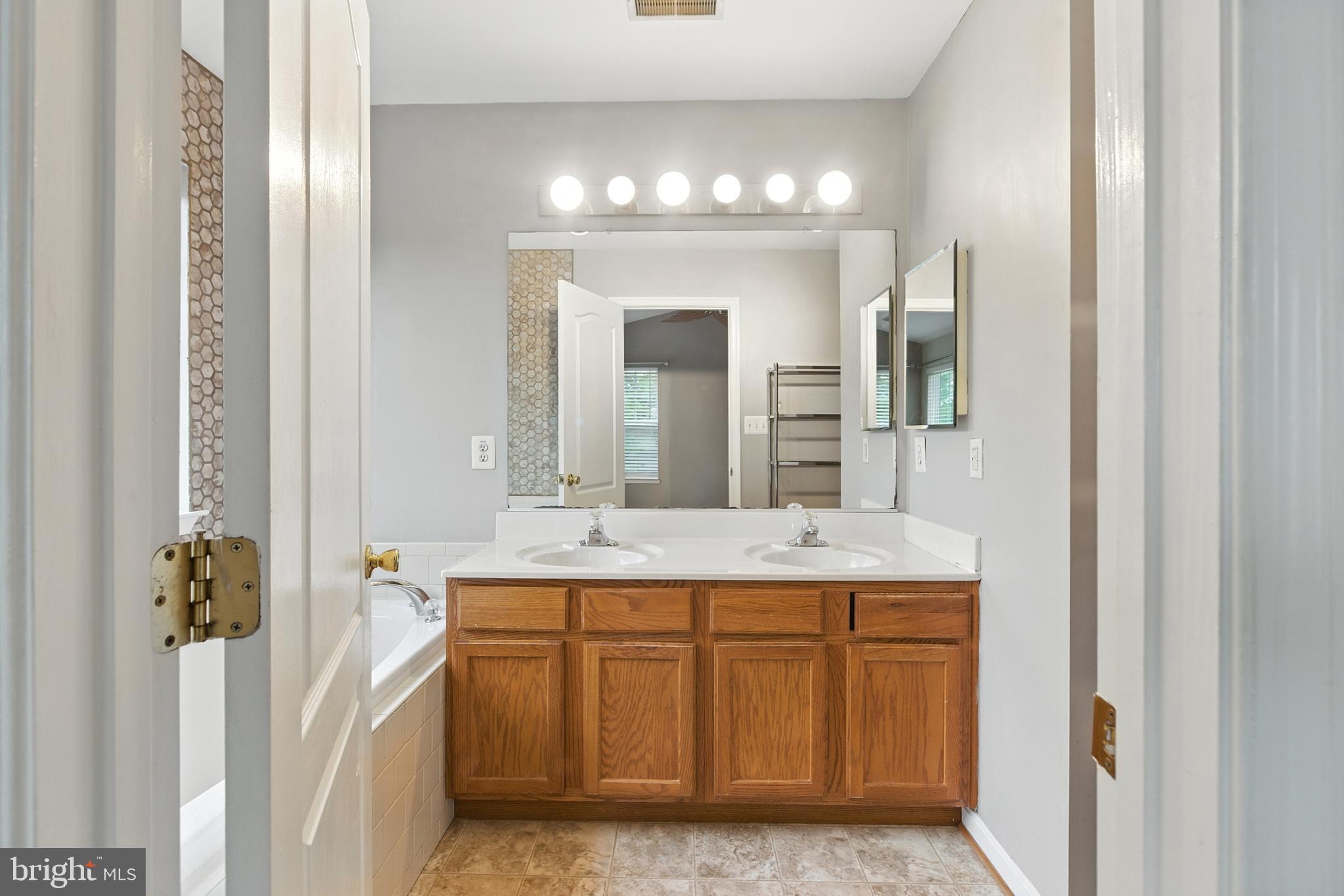 MCKENDREE VILLAGE - Residential Lease